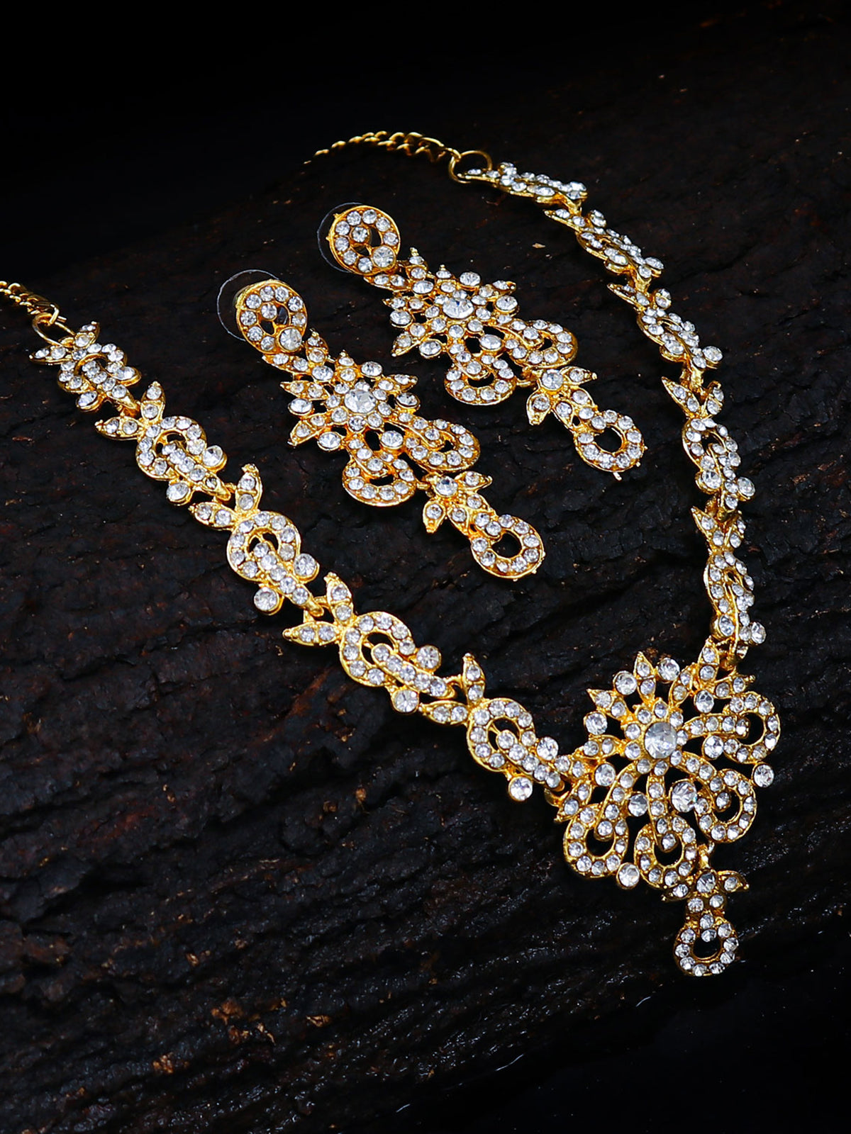 Sukkhi Stunning Gold Plated Austrian Diamond Necklace Set For Women 2167NADL1400