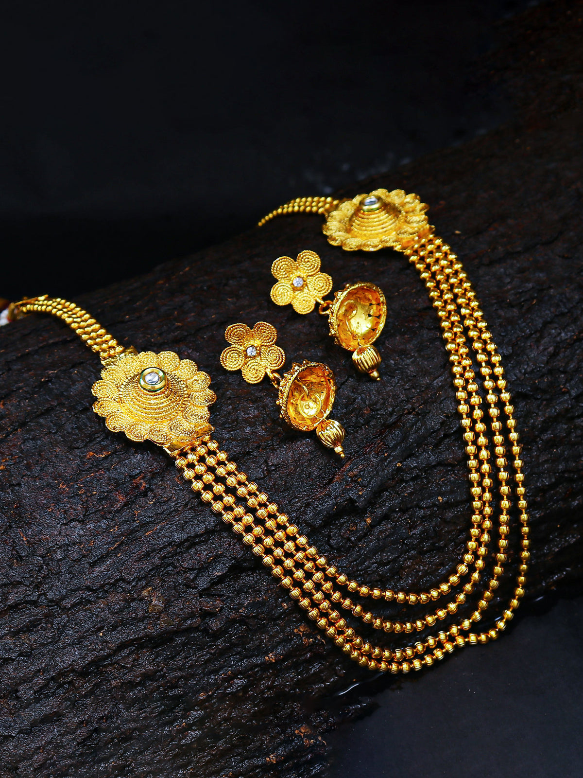 Sukkhi Floral Gold Plated Kundan Multi-String Necklace Set For Women 3252NGLDPKN1000