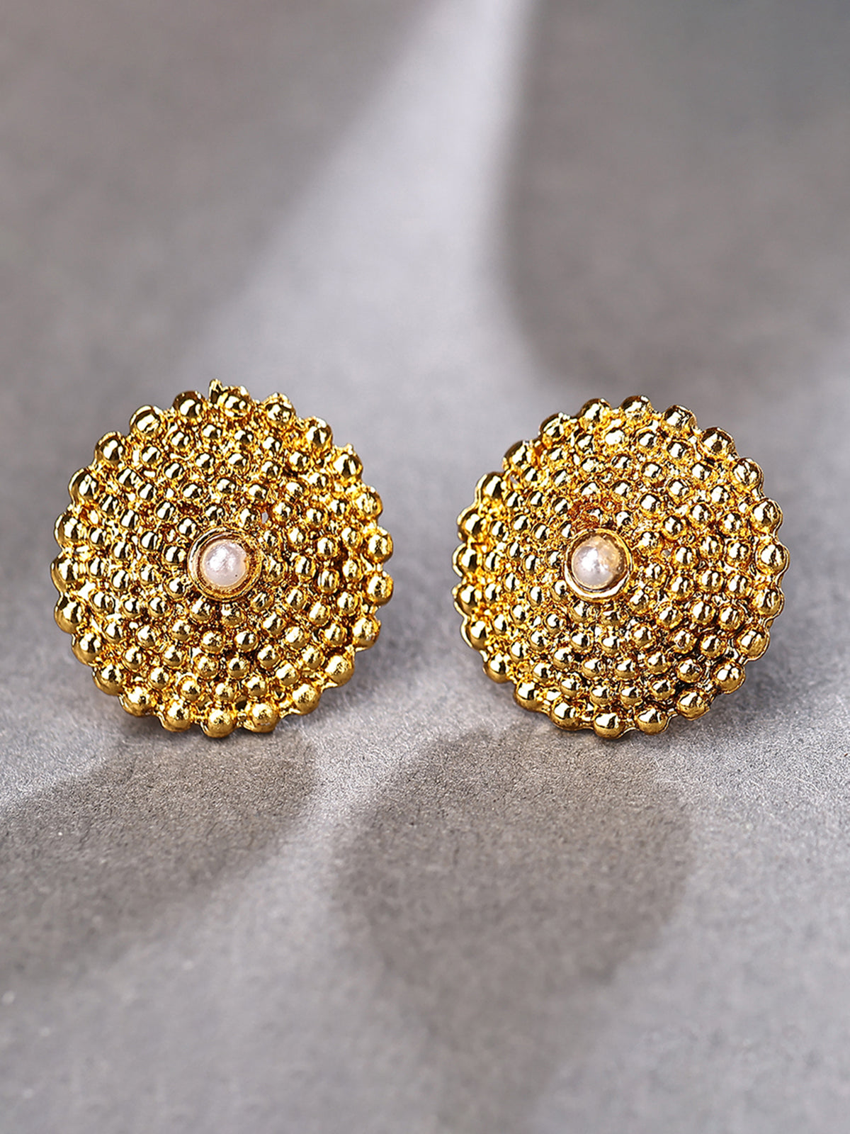 Sukkhi Dazzling Gold Plated Pearl Stud Earring For Women 6615EGLDPP350