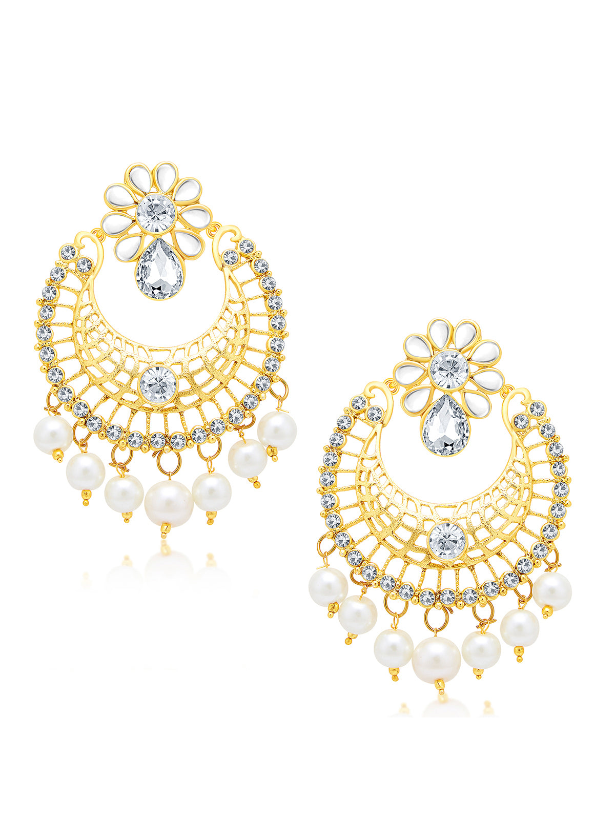 Sukkhi Glittery Pearl Gold Plated Kundan Chandbali Earring With Maangtikka Set For Women 6862EADD900