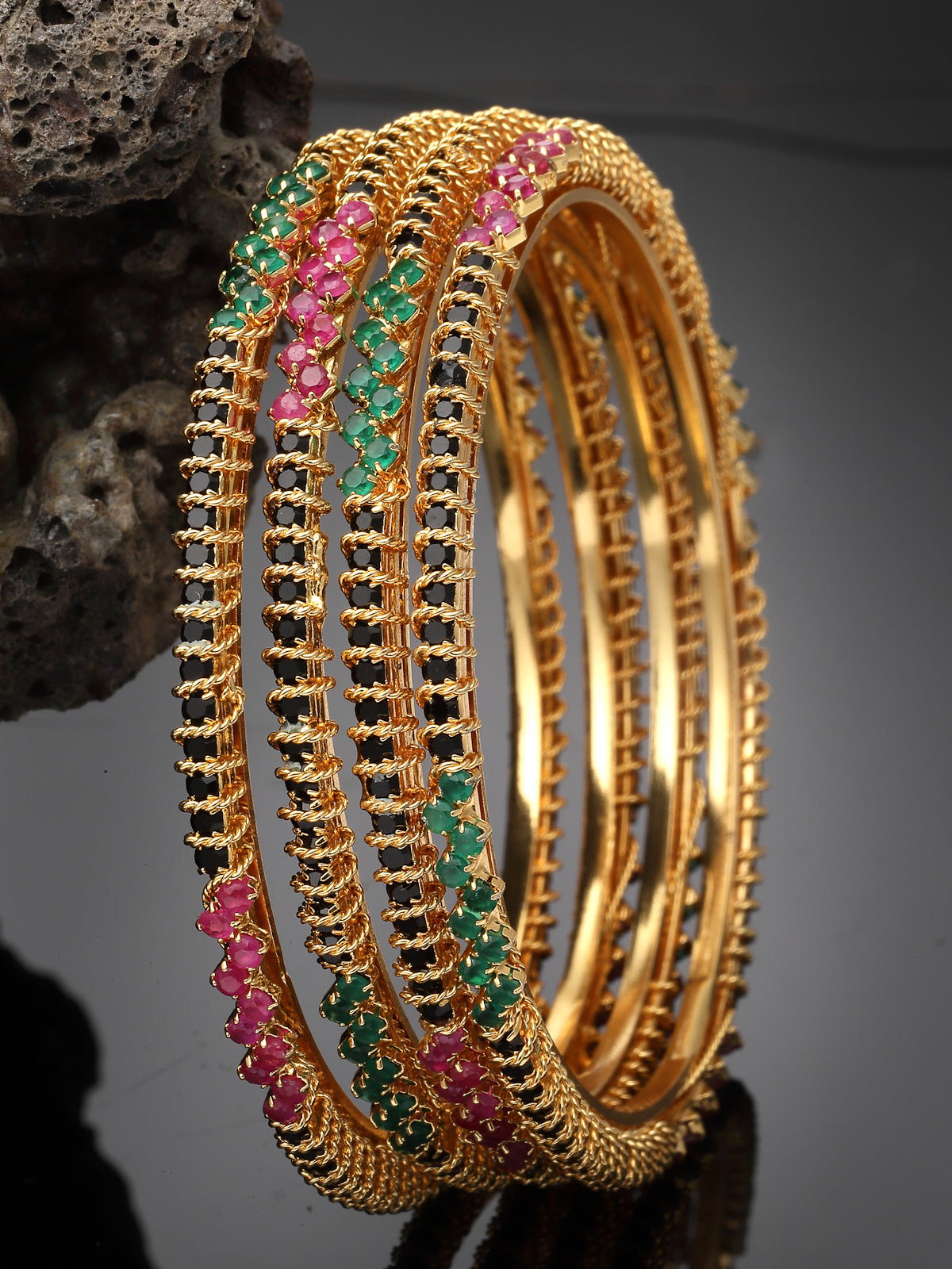 Sukkhi Classical Gold Plated Red And Green Thin Bracelet Bangle Set Jewellery for Women & Girls | Set of 4 Latest Design | Birthday Anniversary Gift for Women|B105871