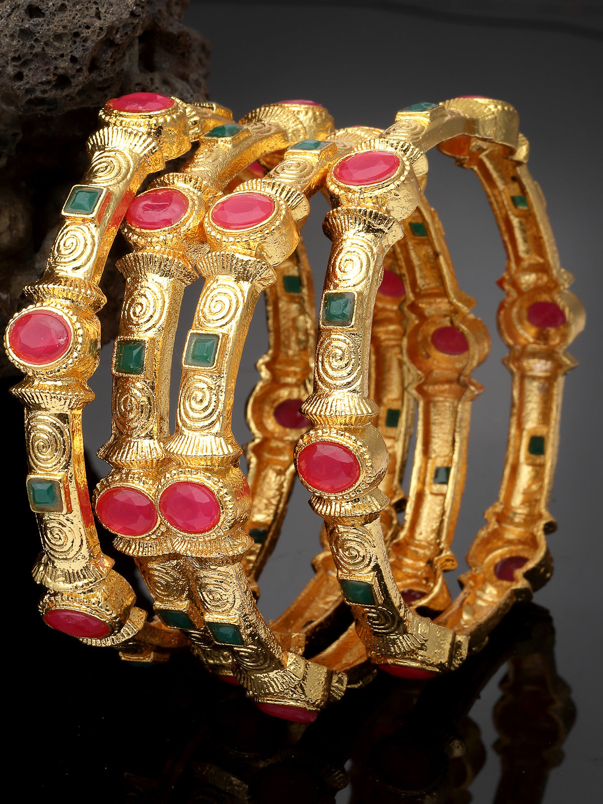 Sukkhi Classic-Inspired Gold Plated Red And Green Bracelet Bangle Set Jewellery for Women & Girls|Set of 4 Latest Design|Birthday Anniversary Gift for Women|B105964