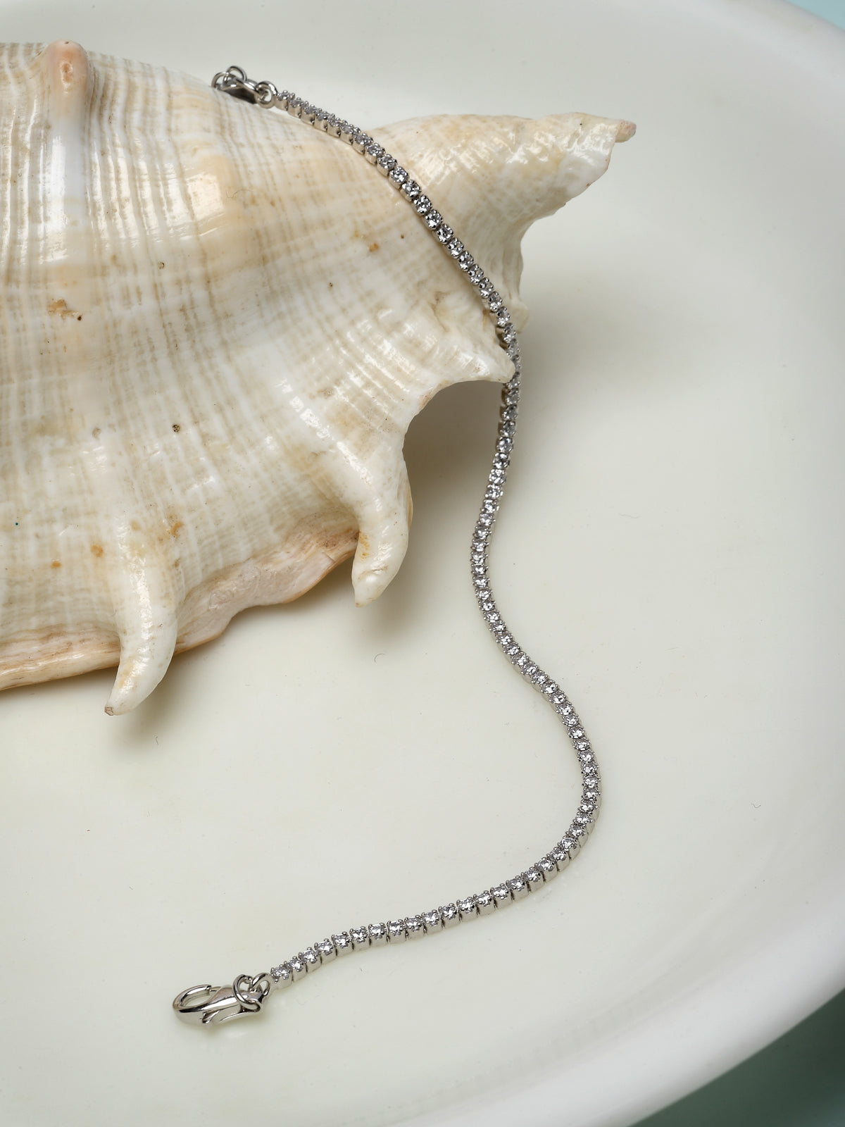 Pissara by Sukkhi Stylish 925 Sterling Silver Square Shaped Cubic Zirconia Tennis Bracelets For Women & Girls|with Authenticity Certificate, 925 Stamp & 6 Months Warranty BC105076