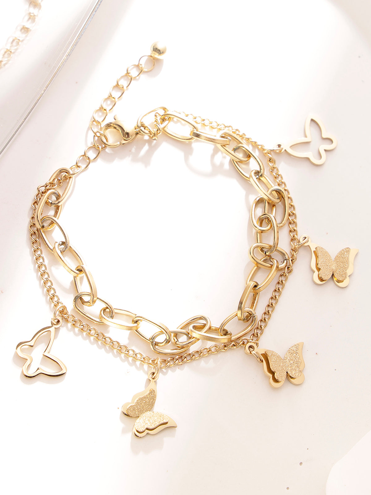 Scintillare By Sukkhi Lavish 18kGold Plated with Stainless Steel Butterfly Charm Adjustable Bracelet Jewellery for Women & Girl|Anti Tarnish Jewellery|Gifts for Wife Girlfriend Mother Sister|BC107025