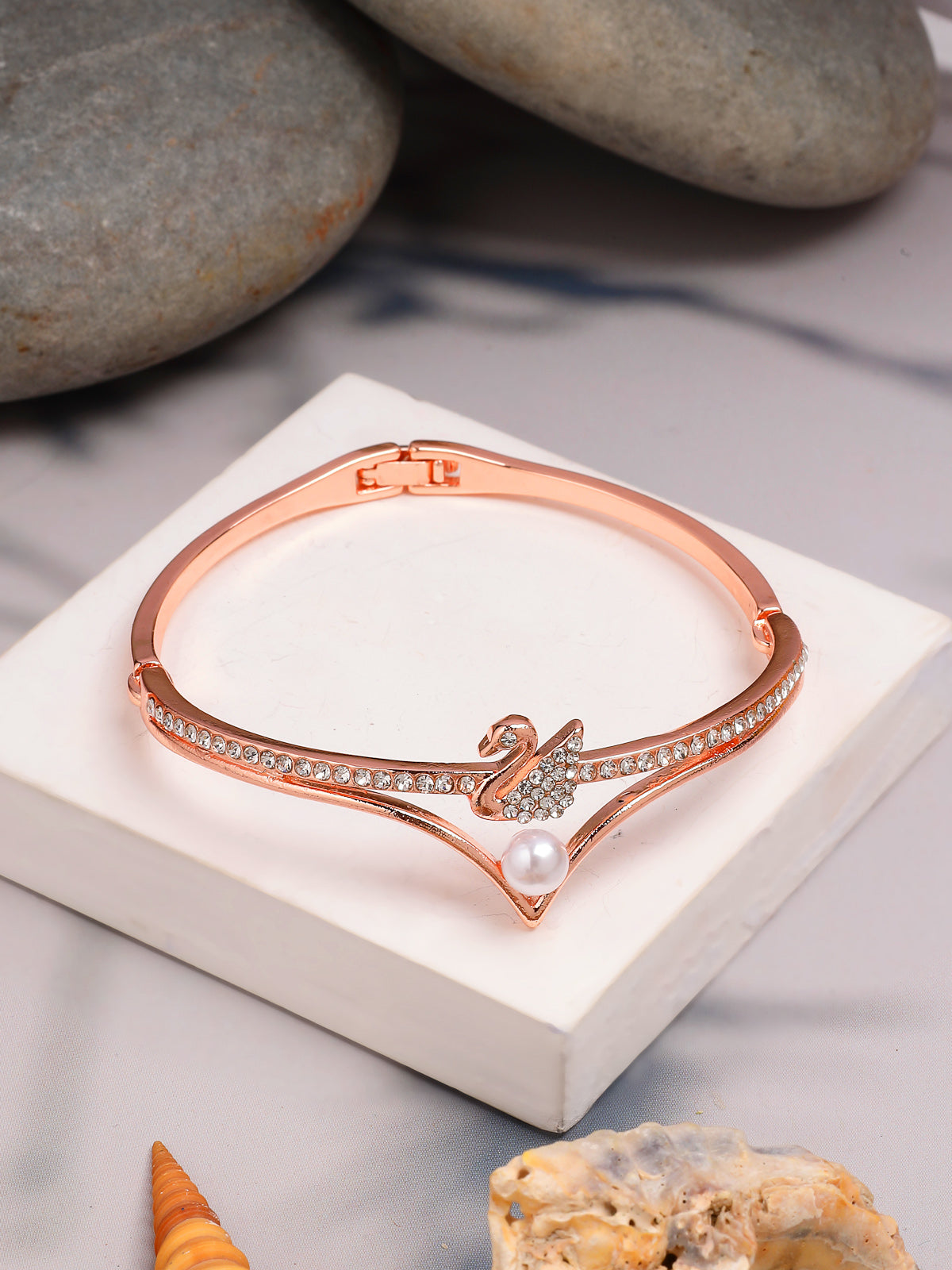 Scintillare By Sukkhi Versatile Fashionable Rose Gold with Crystal Stone Studded Duck Shaped Stylish Kada Bangle Bracelet Jewellery for Women & Girls|BC107131