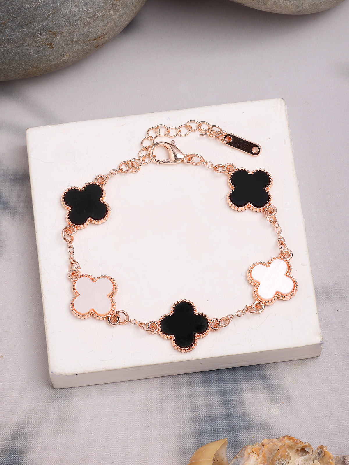 Scinitlare By Sukkhi Decent Latest Stylish Rose Gold Plated Crystal Clover Black & White Bracelet Jewellery for Women & Girls|BC107133