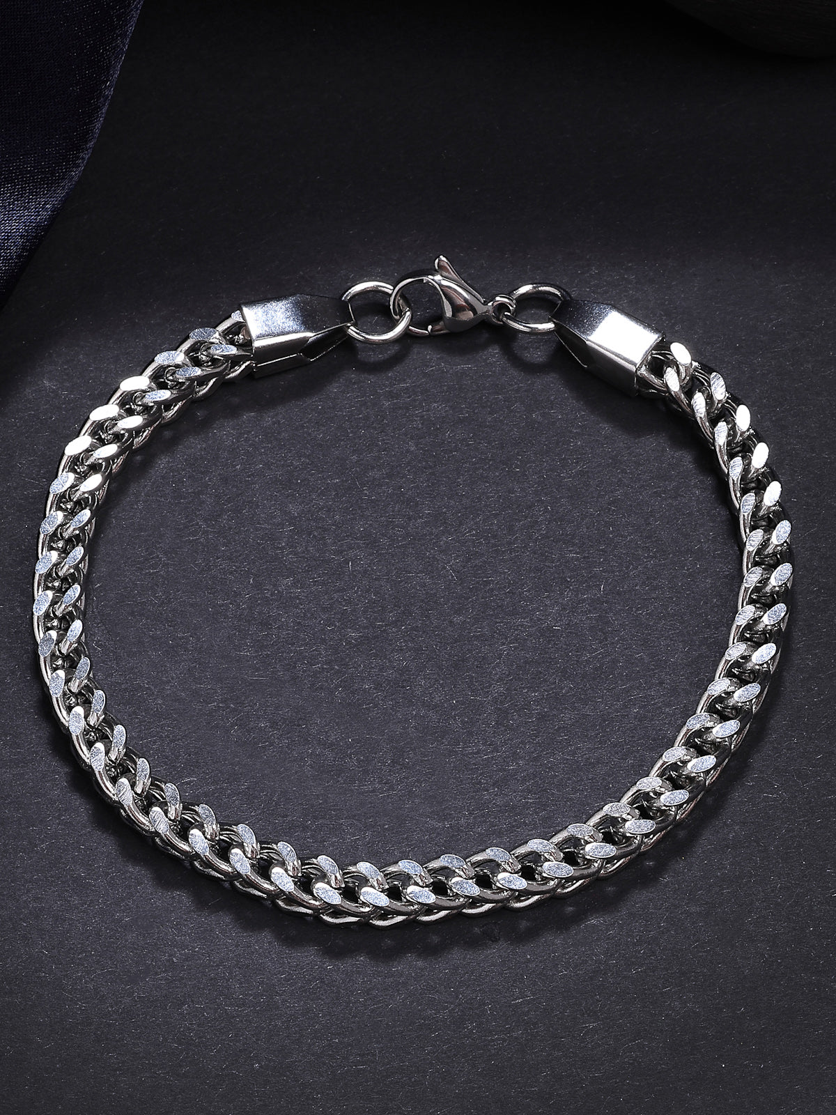 Scintillare By Sukkhi Universal Stylish Stainless Steel Rhodium Plated Silver Bracelet Lobster Closure Type Bracelet For Men & Boys|BC107135