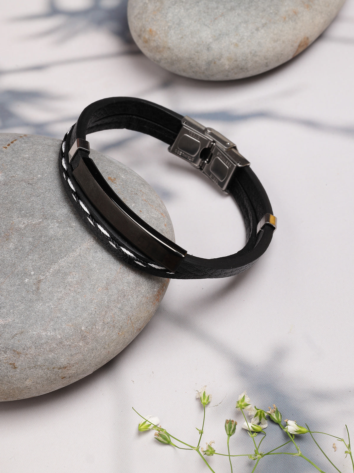Scintillare By Sukkhi Charming Leather Silicon Wristband Black Bracelet Jewellery for Men & Boys|Accessories jewellery for Unisex|Birthday Gift for Girls and Boys|BC107143