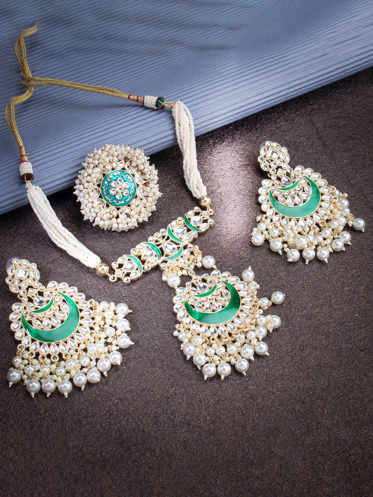 Sukkhi Charming Gold Plated Kundan & Pearl Meenakari Choker Necklace Combo Set Worn By Karisma Kapoor CBMIX100651