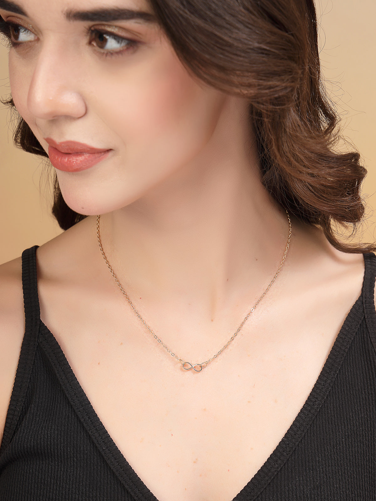 Scintillare by Sukkhi Eye-Catchy Latest Stylish Gold Plated Pearl Feather Butterfly Infinity & Round Shared Pendant Necklace Set for Women|5 Necklace|CBN107579