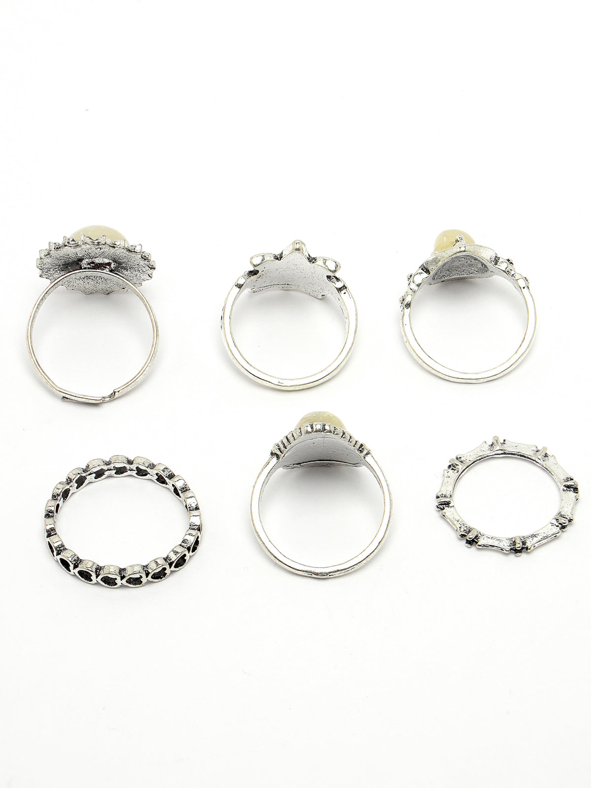 Scintillare by Sukkhi Two Toned Love Forever Promise Couple Rings for Lovers Wedding Engagement Gift Valentine Jewellery Sets for Men and Women |Rings for Girls|Valentines Day Gifts|CR106603