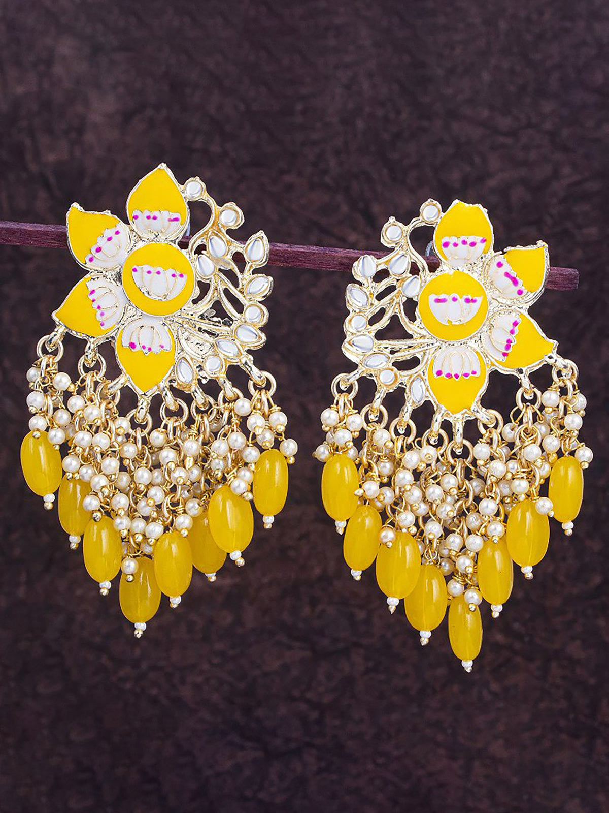 Sukkhi Classic Floral Gold Plated Meenakari Earring For Women E101288