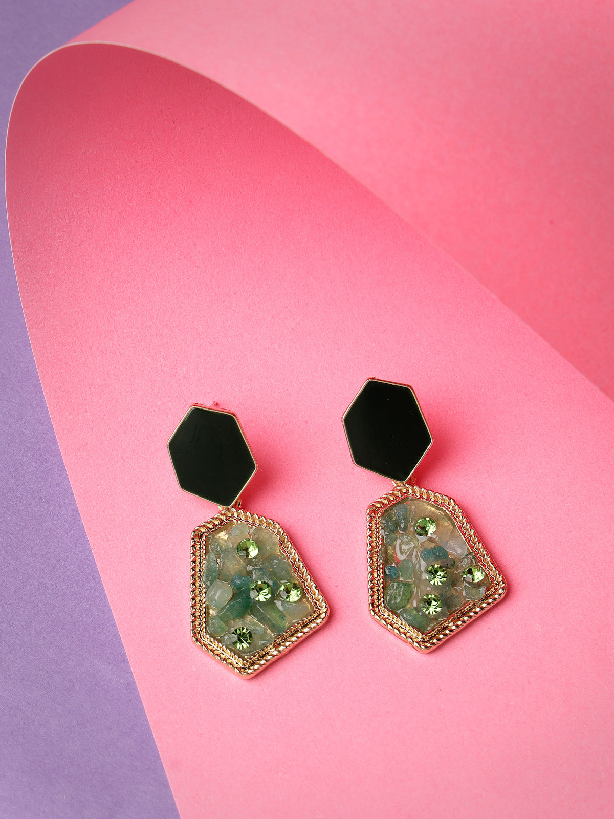 Scintillare by Sukkhi Stylish Gold Plated Crystals Stones Green Dangler Earring for Women & Girls Stylish Fashion|Birthday Gift for Girls & Women Anniversary Gift for Wife|E106547