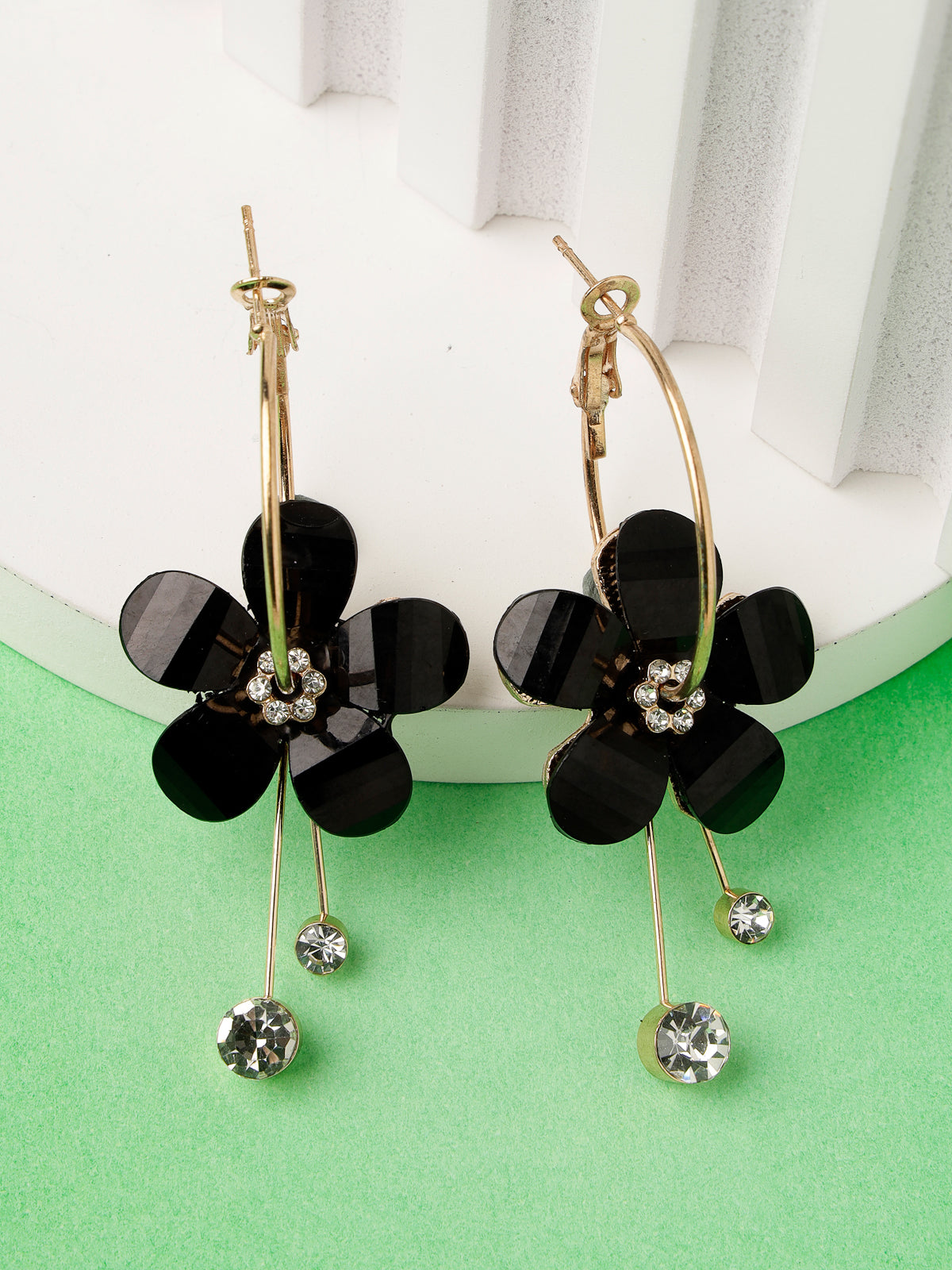 Scintillare by Sukkhi Beautiful Crystals Stones Floral with Gold Plated Western Black Hoop Earring for Women & Girls Stylish Fashion|Birthday Gift for Girls & Women Anniversary Gift for Wife|E106553