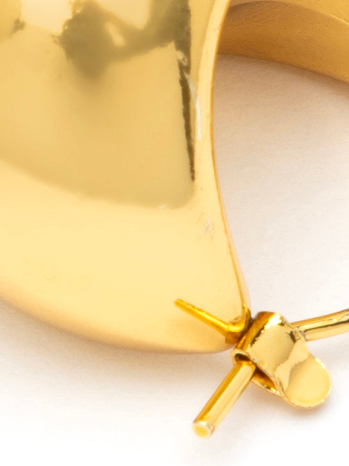 Scintillare By Sukkhi Chunky Golden Dainty 18kGold Plated with Stainless Steel Hoop Bali Korean Fashion Earring Jewellery for Women|Anti Tarnish Jewellery|Gifts for Wife Girlfriend Mother|E107031