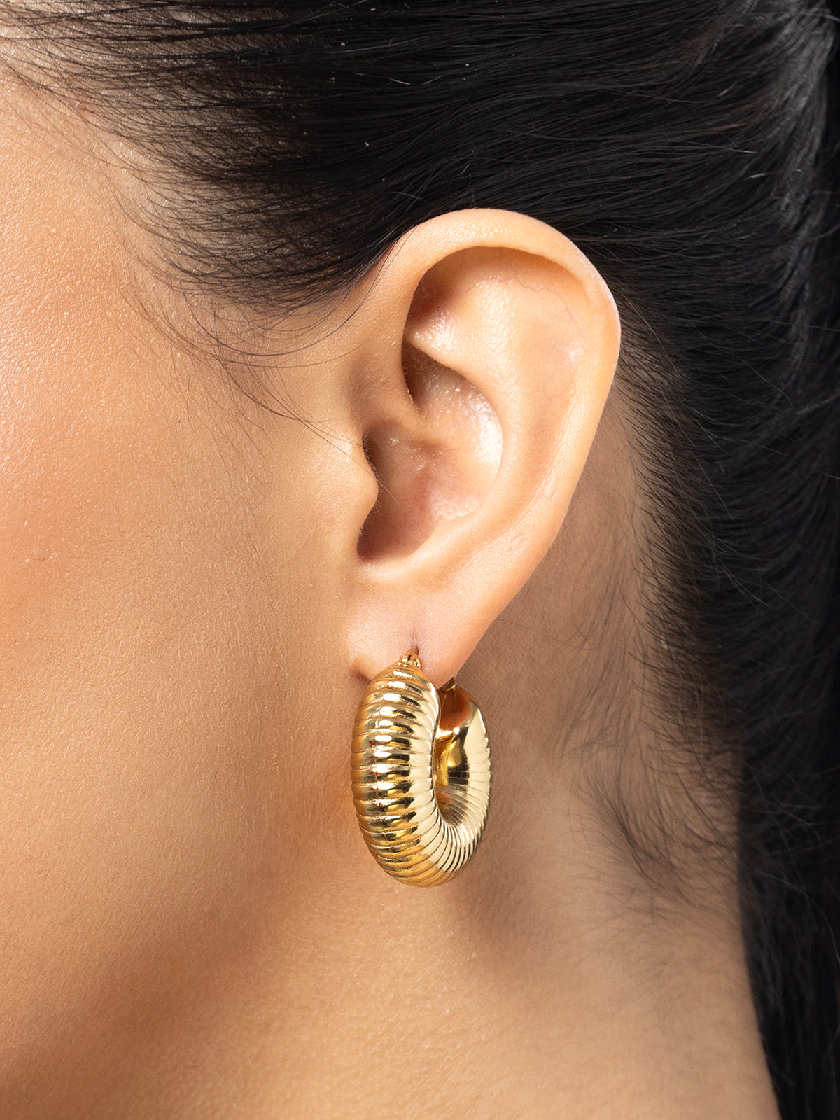 Scintillare By Sukkhi New Fashionable 18kGold Plated with Stainless Steel Hoop Bali Korean Fashion Earring Jewellery for Women&Girls|Anti Tarnish Jewellery|Gifts for Wife Girlfriend Mother|E107033