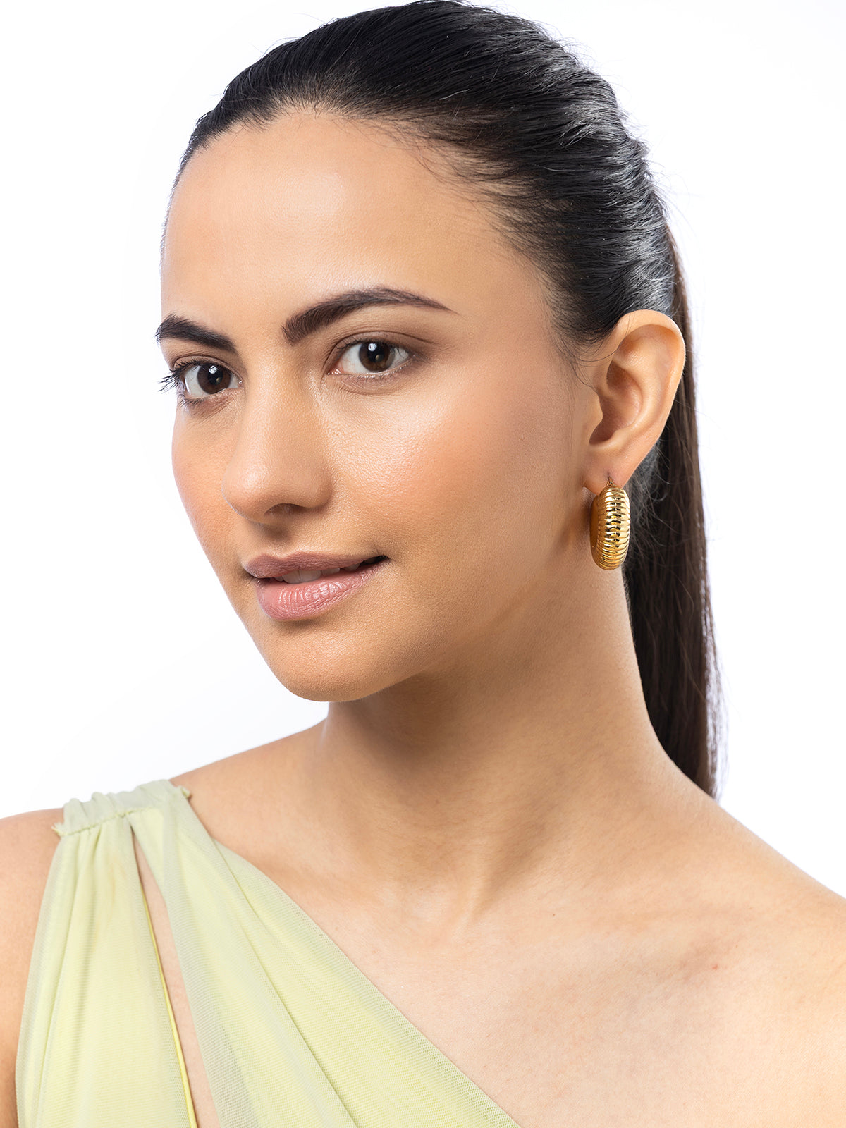 Scintillare By Sukkhi New Fashionable 18kGold Plated with Stainless Steel Hoop Bali Korean Fashion Earring Jewellery for Women&Girls|Anti Tarnish Jewellery|Gifts for Wife Girlfriend Mother|E107033
