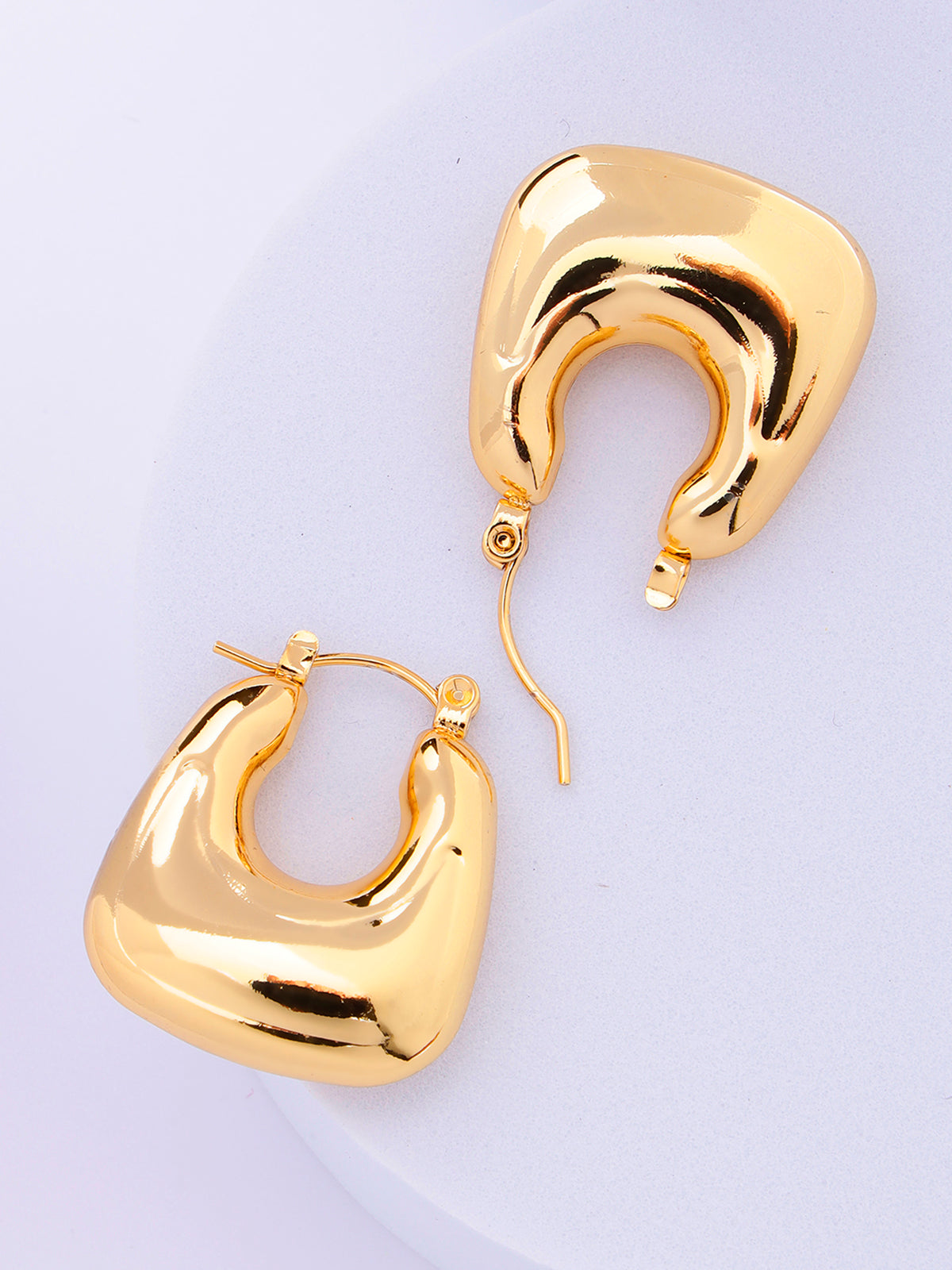 Scintillare By Sukkhi Chunky Golden Stainless Steel Small Hoop Bali Korean Fashion Earring Jewellery for Women & Girls|Anti Tarnish Jewellery|Gifts for Wife Girlfriend Mother Sister|E107034