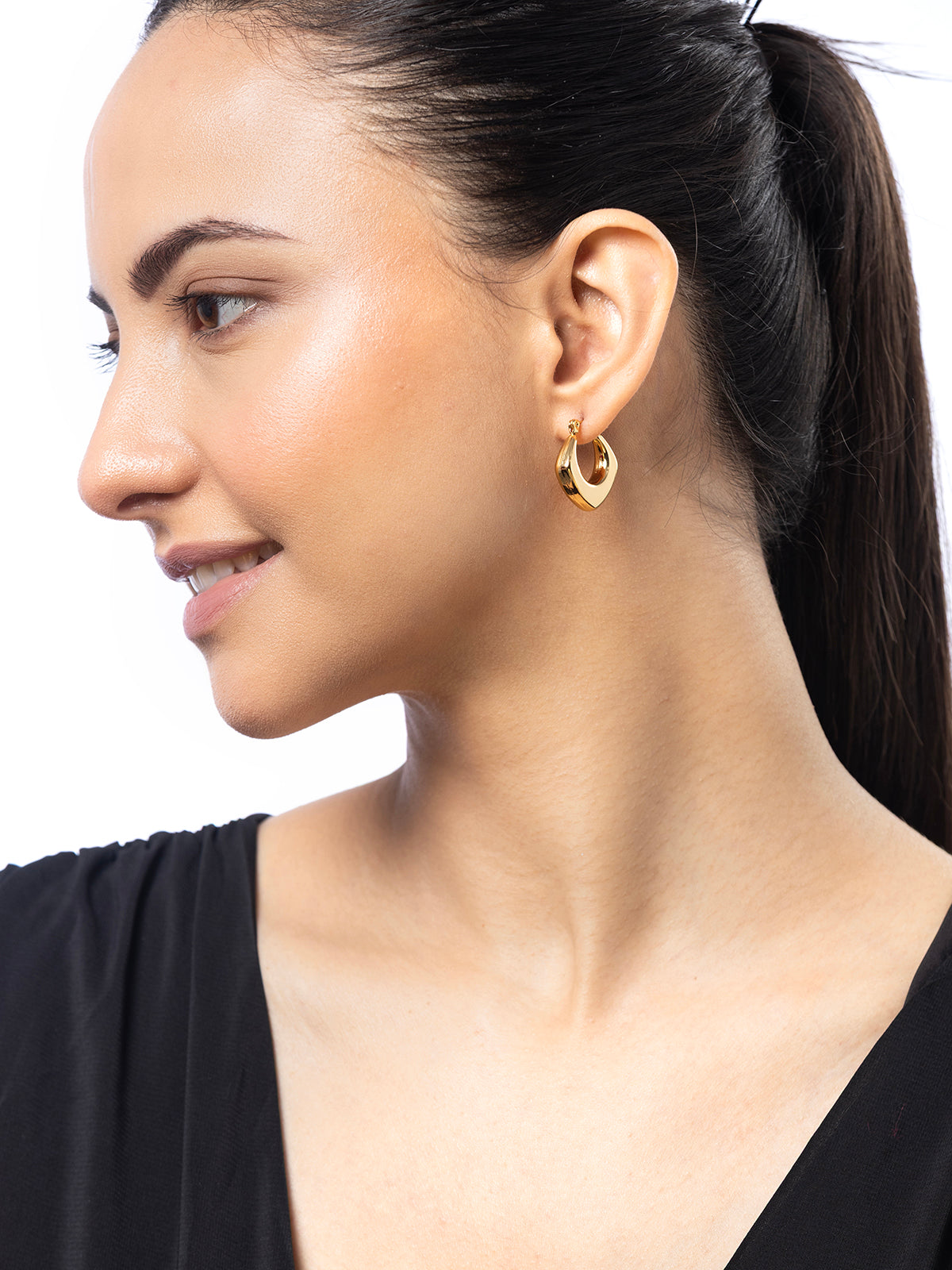 Scintillare By Sukkhi Fashion 18Gold Plated with Stainless Steel Small Hoop Bali Korean Fashion Earring Jewellery for Women&Girls|Anti Tarnish Jewellery|Gifts for Wife Girlfriend Mother Sister|E107038