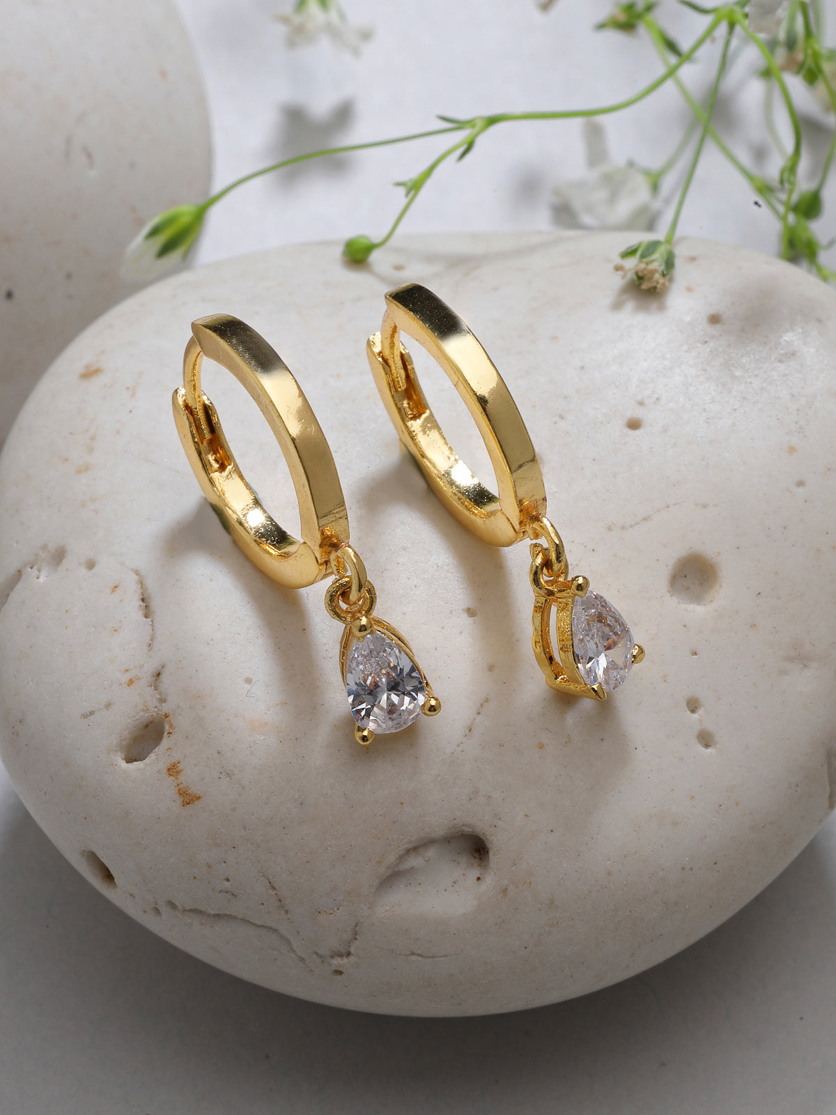 Scintillare By Sukkhi Solitaire Diamond Dangling Clip On Austrian Zirconium Drop Hoop Style Earrings for Women & Girls|Pair of 1|Jewellery Gifts for Wife Girlfriend Mother Sister|E107246