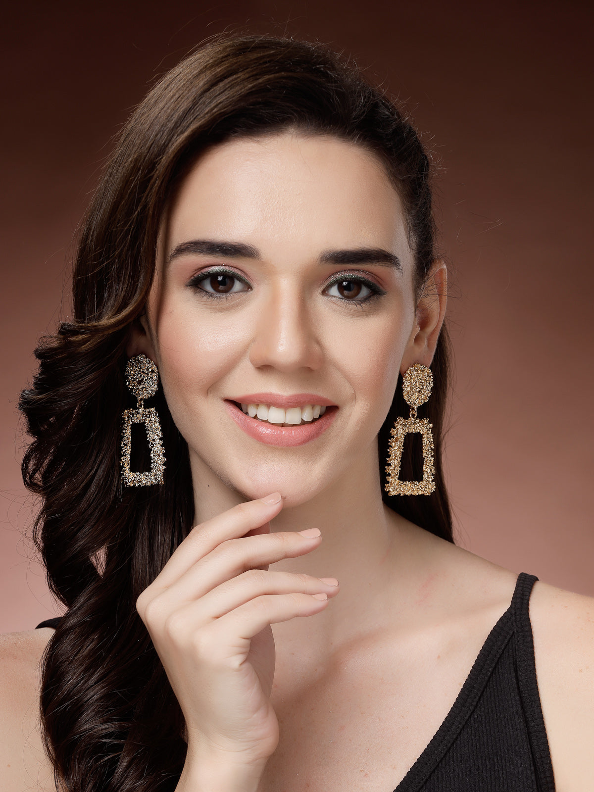 Snictillare By Sukkhi Celebrity Inspired Crystal Handmade Gold Plated Golden Dangle Earrings For Women & Girls|Pair of 1|Jewellery Gifts for Wife Girlfriend Mother Sister|E107249