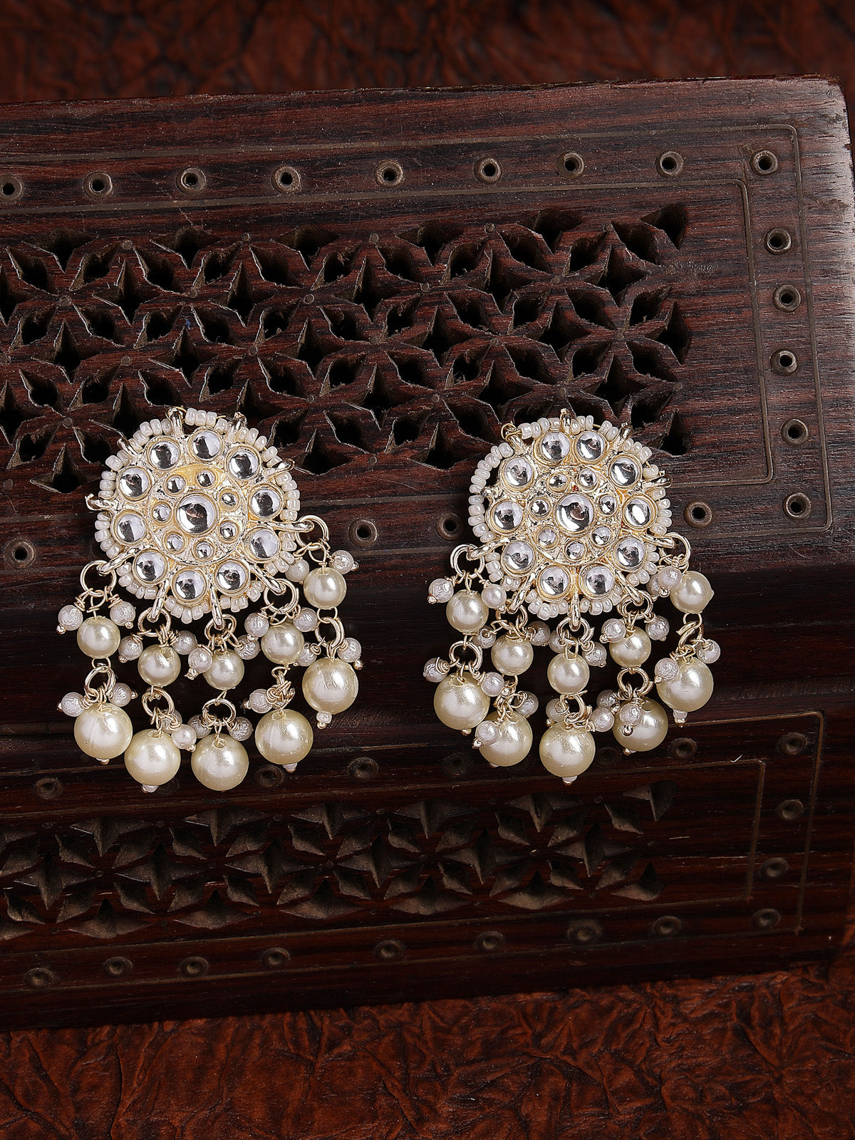 Sukkhi Casual Floral Fashion Style Gold Tone Plated with Kundan & Pearls Studded Drop Earring Jewellery For Women & Girls|E107341