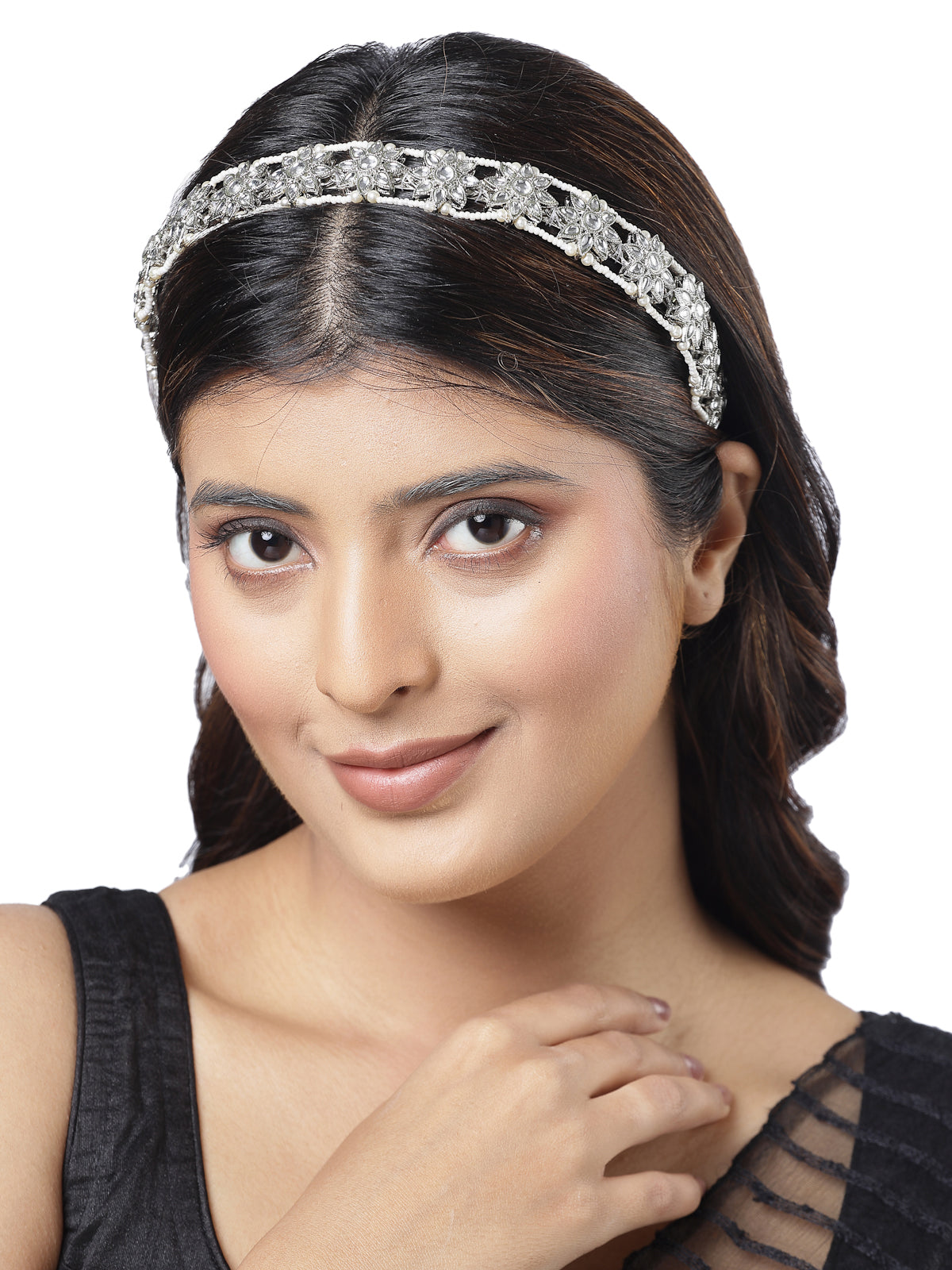 Sukkhi Latest Traditional Fashion Silver Phodium Plated with Kundan & Pearl Beaded Matha Patti, Sheesh Patti, Hair Band Hair Accessories Jewellery for Womens & Girls |Pack of 1|HBND106852