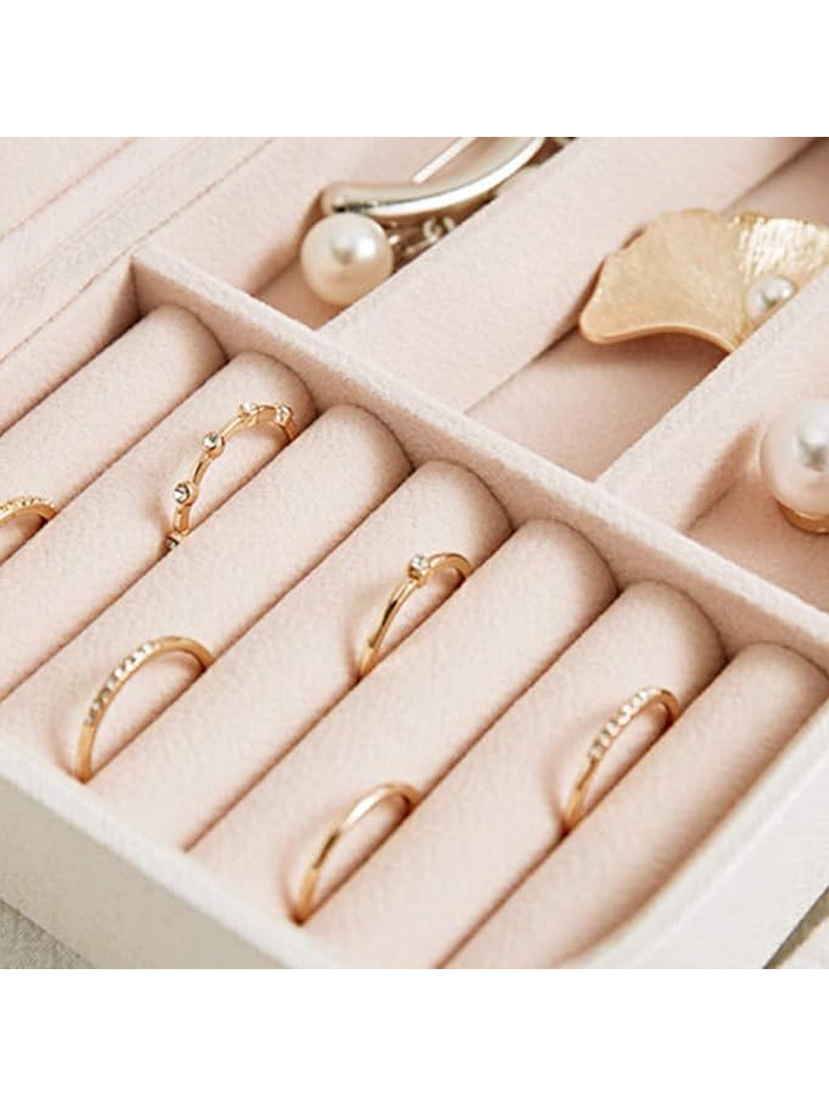 Scintillare By Sukkhi Fashion Jewellery Organisers Box PU Leather Storage Case for Rings, Earrings, Necklace Jewelry Organizer for Women Travel JB107107