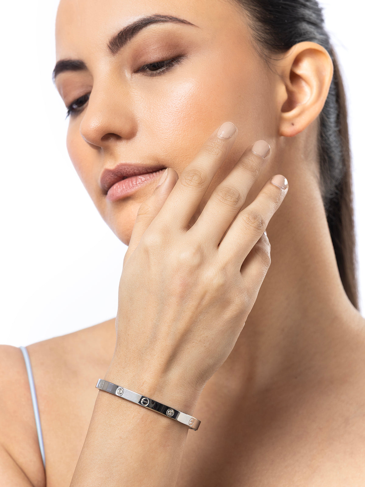 Scintillare By Sukkhi Classy Rhodium Plated with Stainless Steel & Crystal Stones Openable Oval Kada Bracelet Jewellery for Women & Girls|Anti Tarnish Jewellery|Gift for Wife Girlfriend Mother|K107056