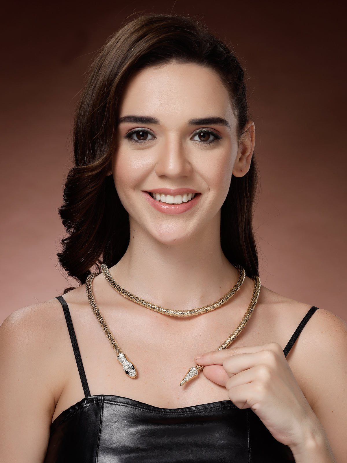 Scintillare By Sukkhi Eye Catchy Latest Stylish Crystal Embellishment Gold Choker Necklace for Women & Girls With Two In One Stylish Serpent Accessory Jewellery|N107102