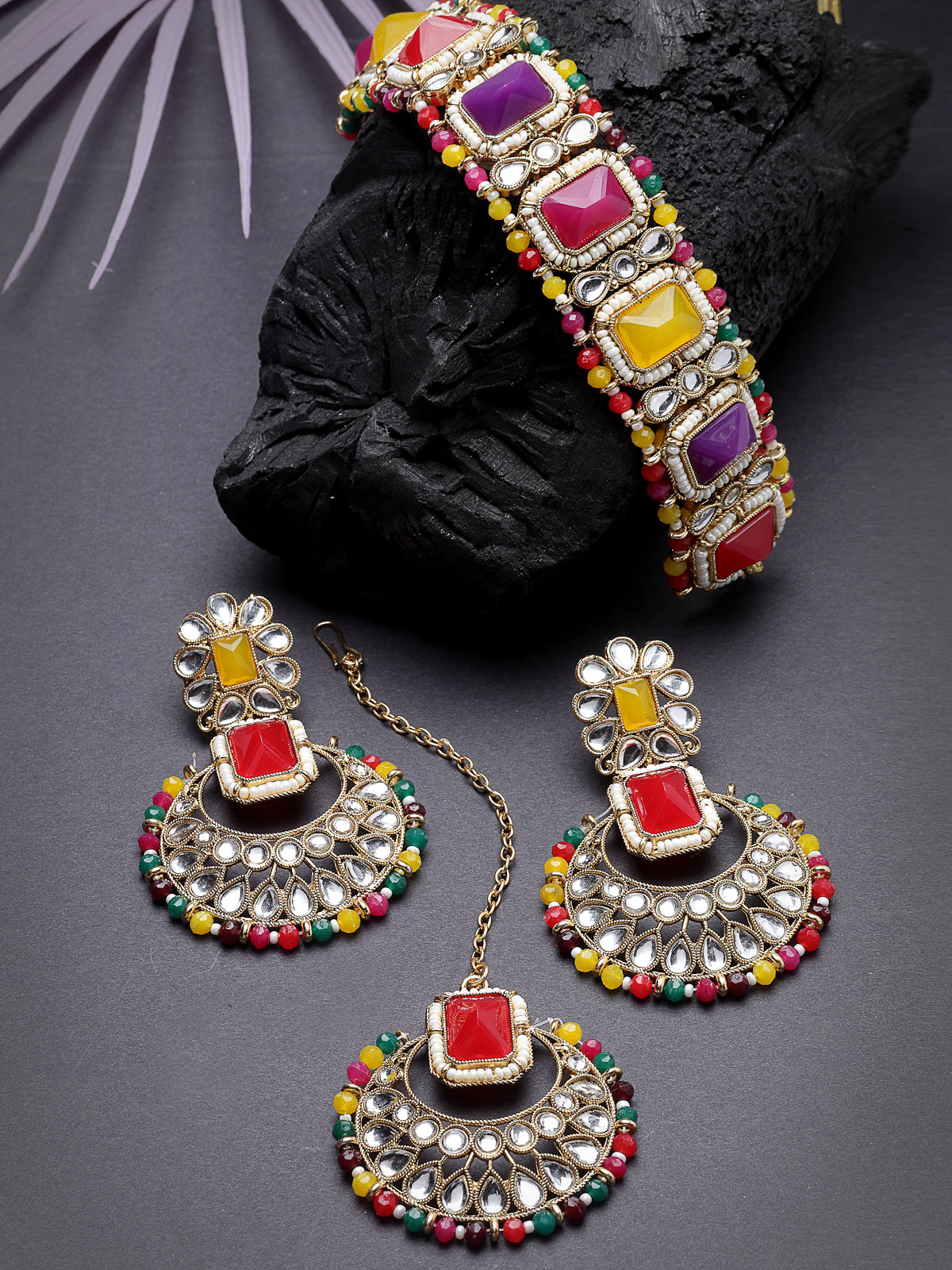 Sukkhi Affordable Squared Style Multi Kundan & Beads Choker Necklace Set With Earring And Maangtika | Jewellery Set For Women (NS105523)