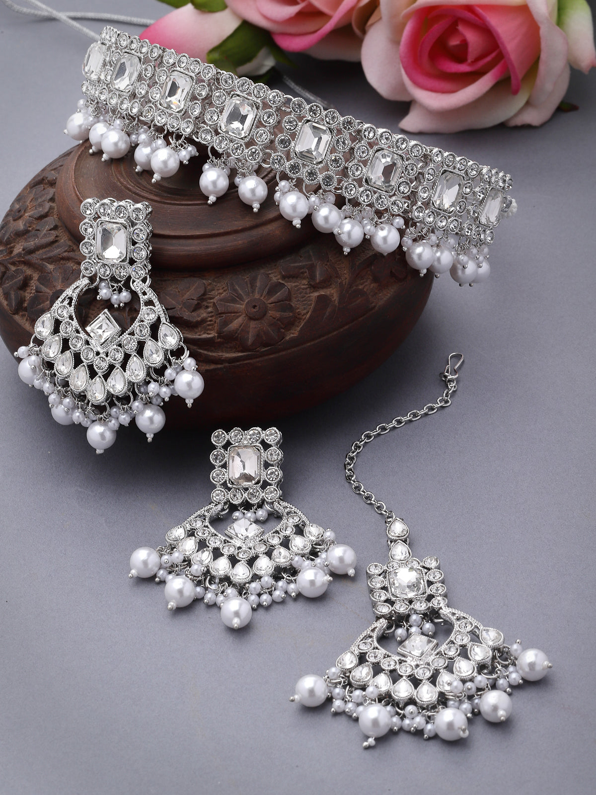 Sukkhi Exhilarating Rhodium Plated Silver Kundan & Beads Choker Necklace Set With Earring And Maangtika | Jewellery Set For Women (NS105527)