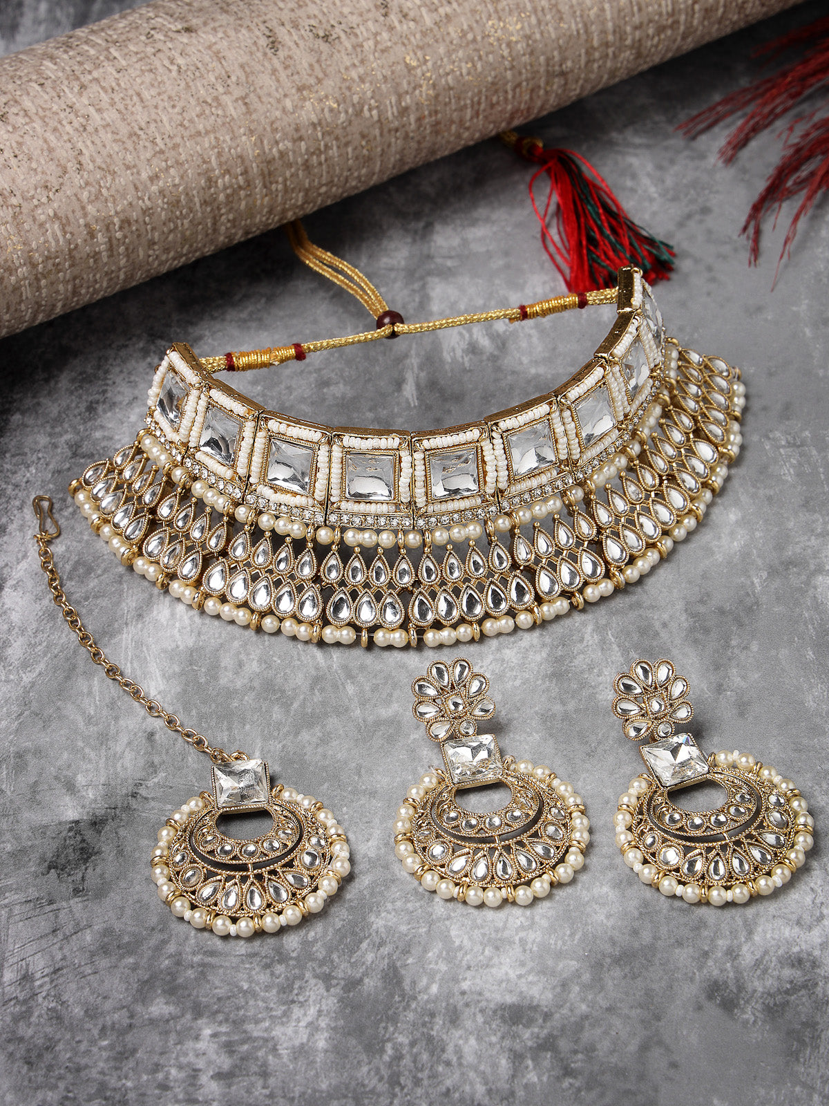 Sukkhi Classical Traditional Gold Plated White Kundan & Beads Choker Necklace Set With Earring And Maangtika | Jewellery Set For Women (NS105553)