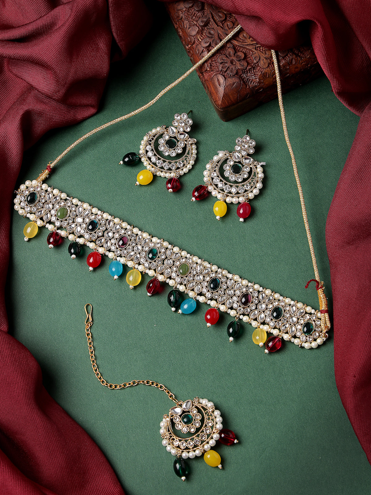 Sukkhi Pretty Traditional Style Gold Plated Multi Kundan & Beads Choker Necklace Set With Earring And Maangtika | Jewellery Set For Women (NS105585)