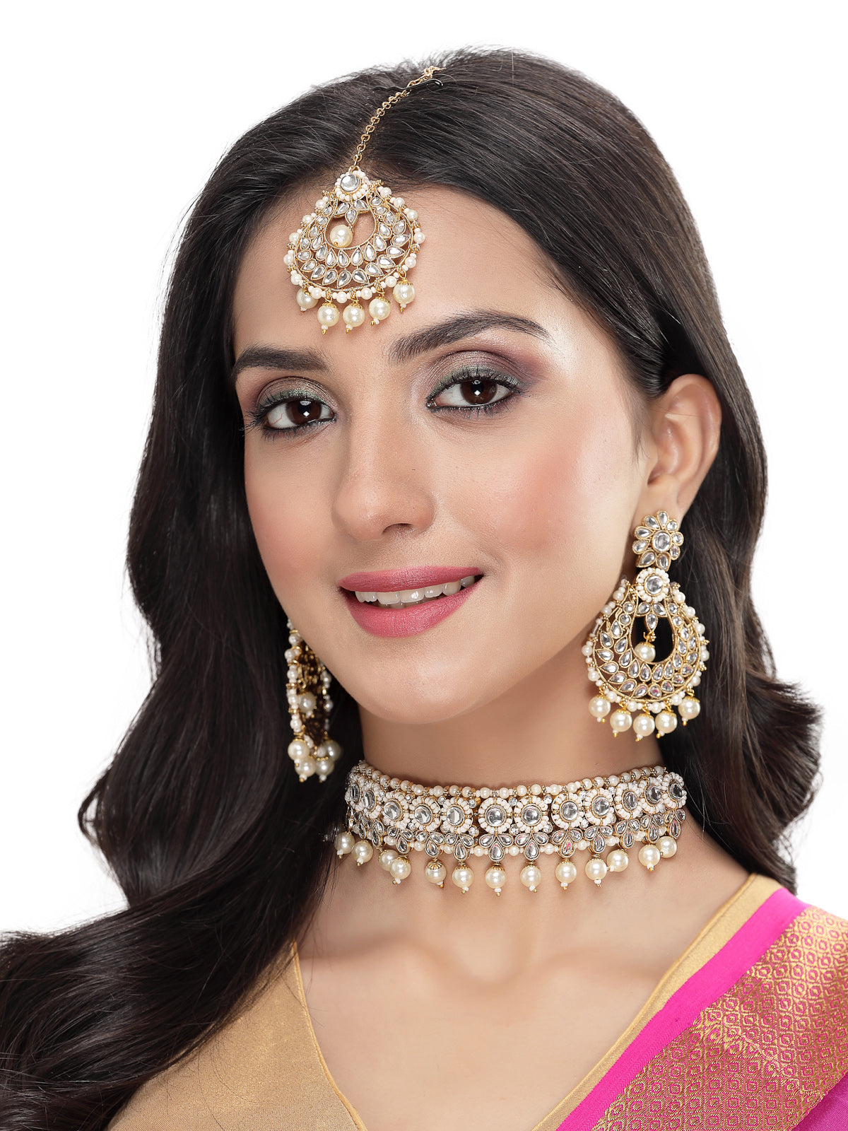Sukkhi Delightful Round Shaped Gold Plated White Kundan & Beads Choker Necklace Set With Earring And Maangtika | Jewellery Set For Women (NS105597)