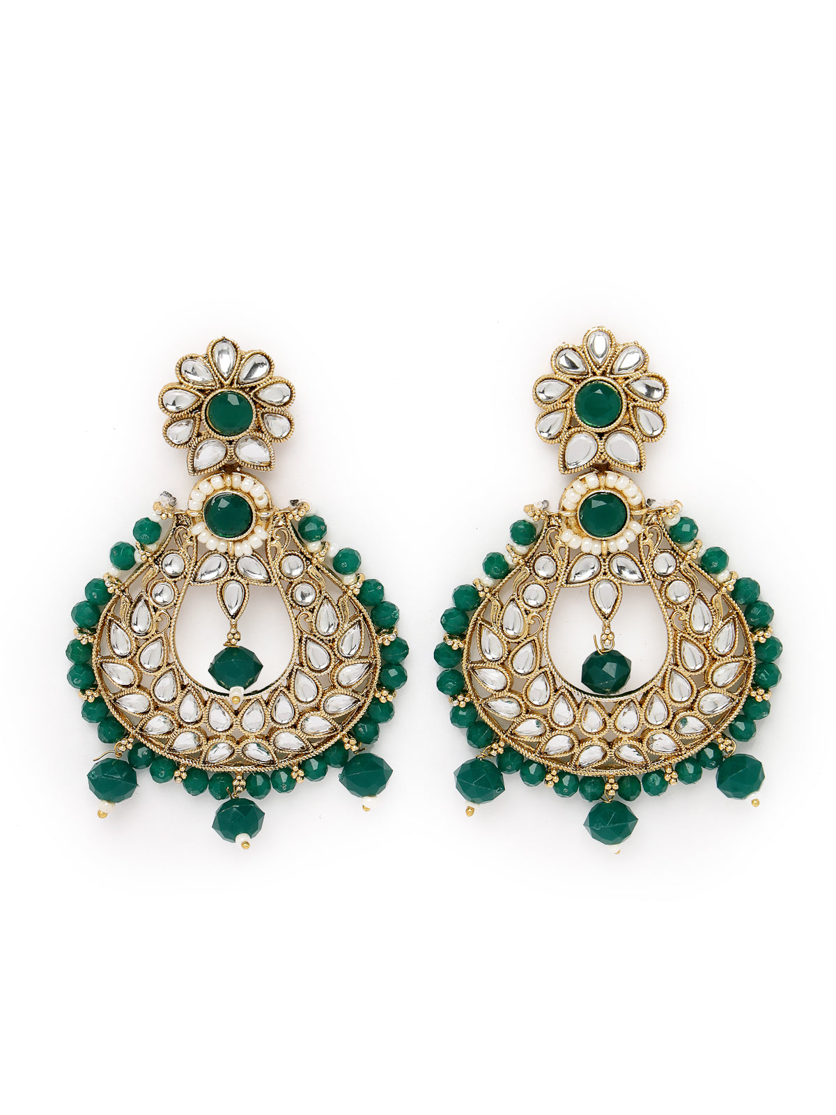 Sukkhi Delightful Round Shaped Gold Plated Green Kundan & Beads Choker Necklace Set With Earring And Maangtika | Jewellery Set For Women (NS105598)