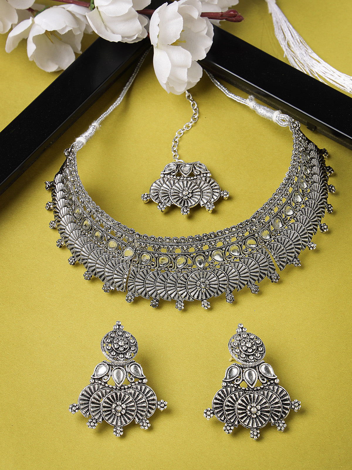 Sukkhi Eye-Catchy Oxidised Silver Plated Choker Necklace Set With Earring | Mangtikka Set For Women (NS105642)