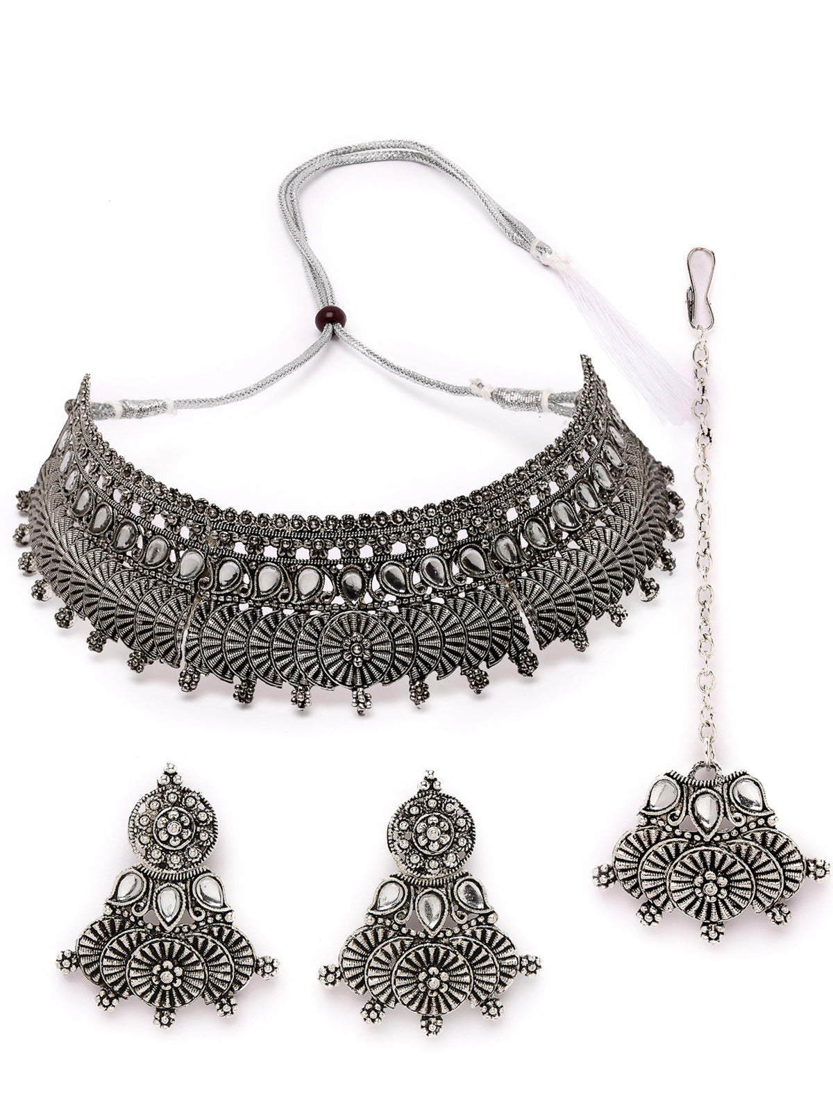 Sukkhi Eye-Catchy Oxidised Silver Plated Choker Necklace Set With Earring | Mangtikka Set For Women (NS105642)