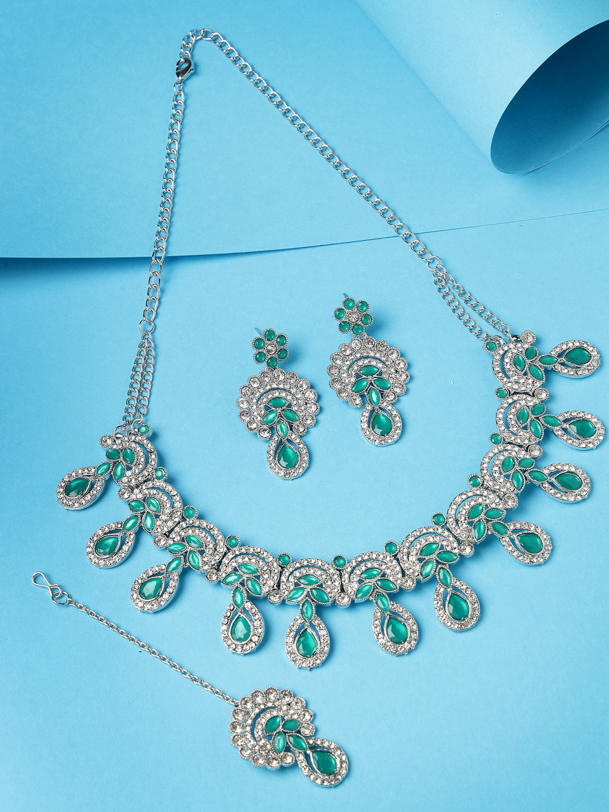 Sukkhi Alluring Traditional Rhodium Plated Green AD Stone Collar Bone Necklace Set With Earring And Maangtika | Jewellery Set For Women (NS105648)