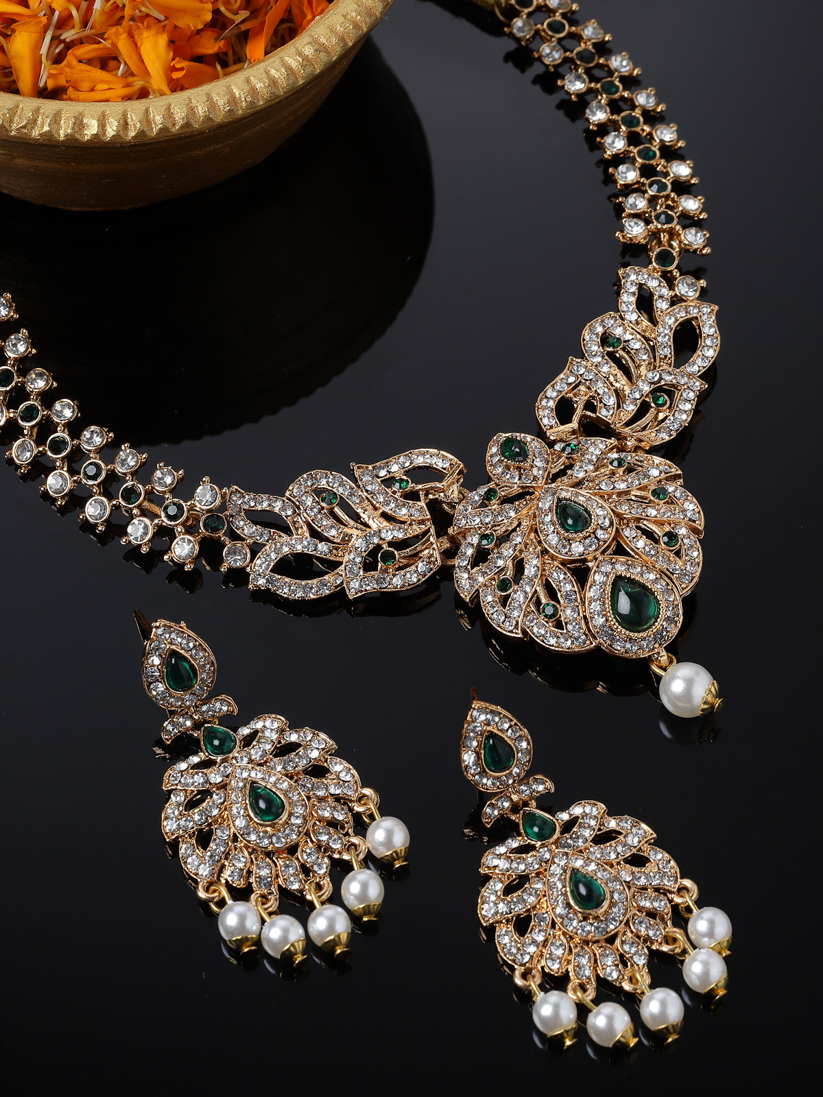 Sukkhi Dramatic Gold Plated AD Stone Collar Bone Necklace Set And Earring | Jewellery Set For Women (NS105660)