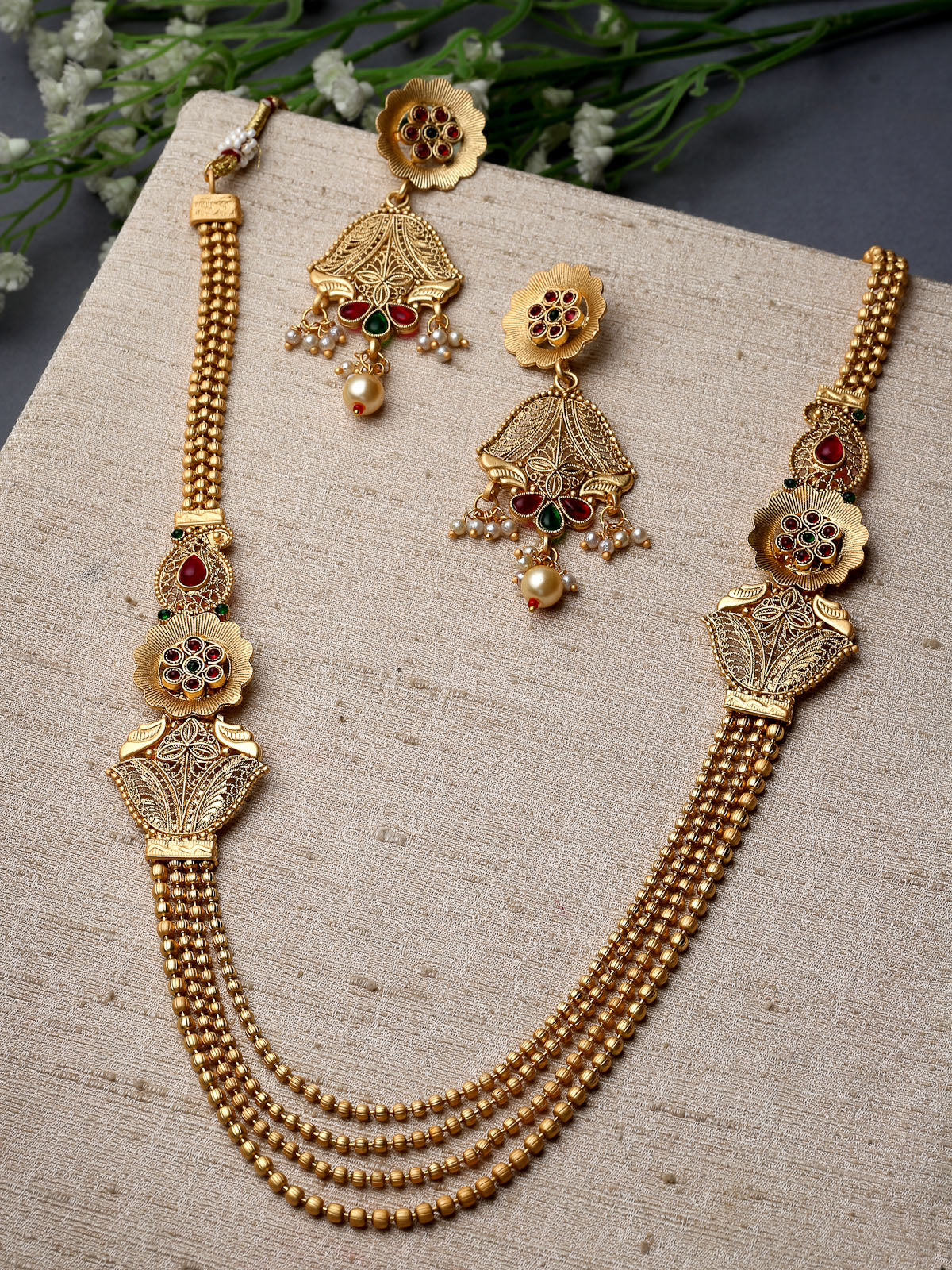 Sukkhi Natural Gold Plated Rani Haar Long Kundan Studded Multistring Necklace Set And Earring | Jewellery Set For Women (NS105728)