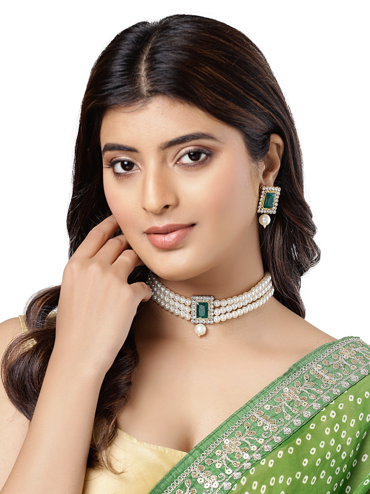 Sukkhi Gold Plated Indian Traditional Crystal Pearl Beaded Choker Necklace Set with Drop Earring Jewellery Set For Women & Girls|Set of 1|NS106104