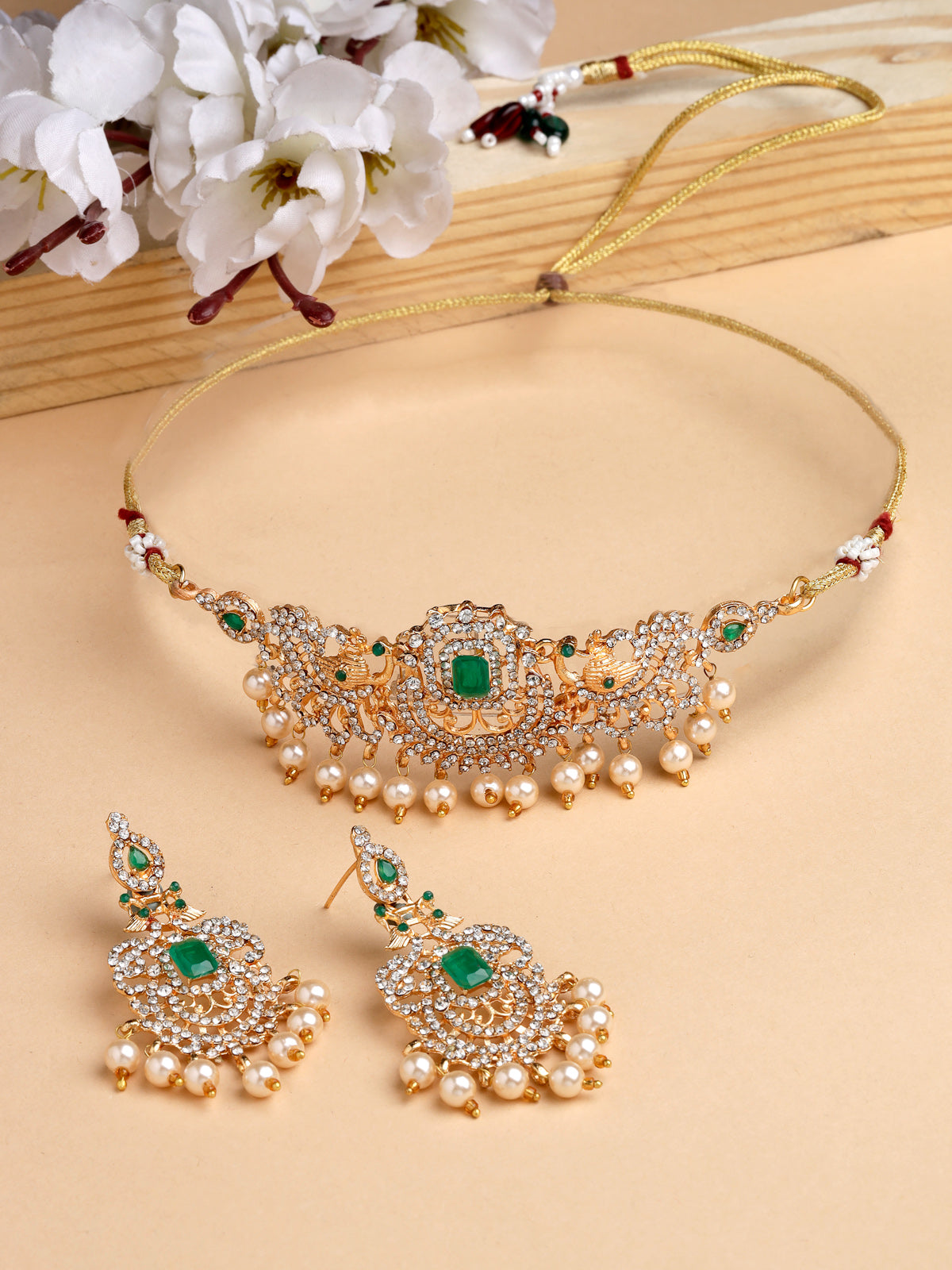 Sukkhi Sparkling Gold Plated White AD Stones Studded Green Choker Necklace Set With Dangler Earring Jewellery Set For Women & Girls|Set of 1|NS106117