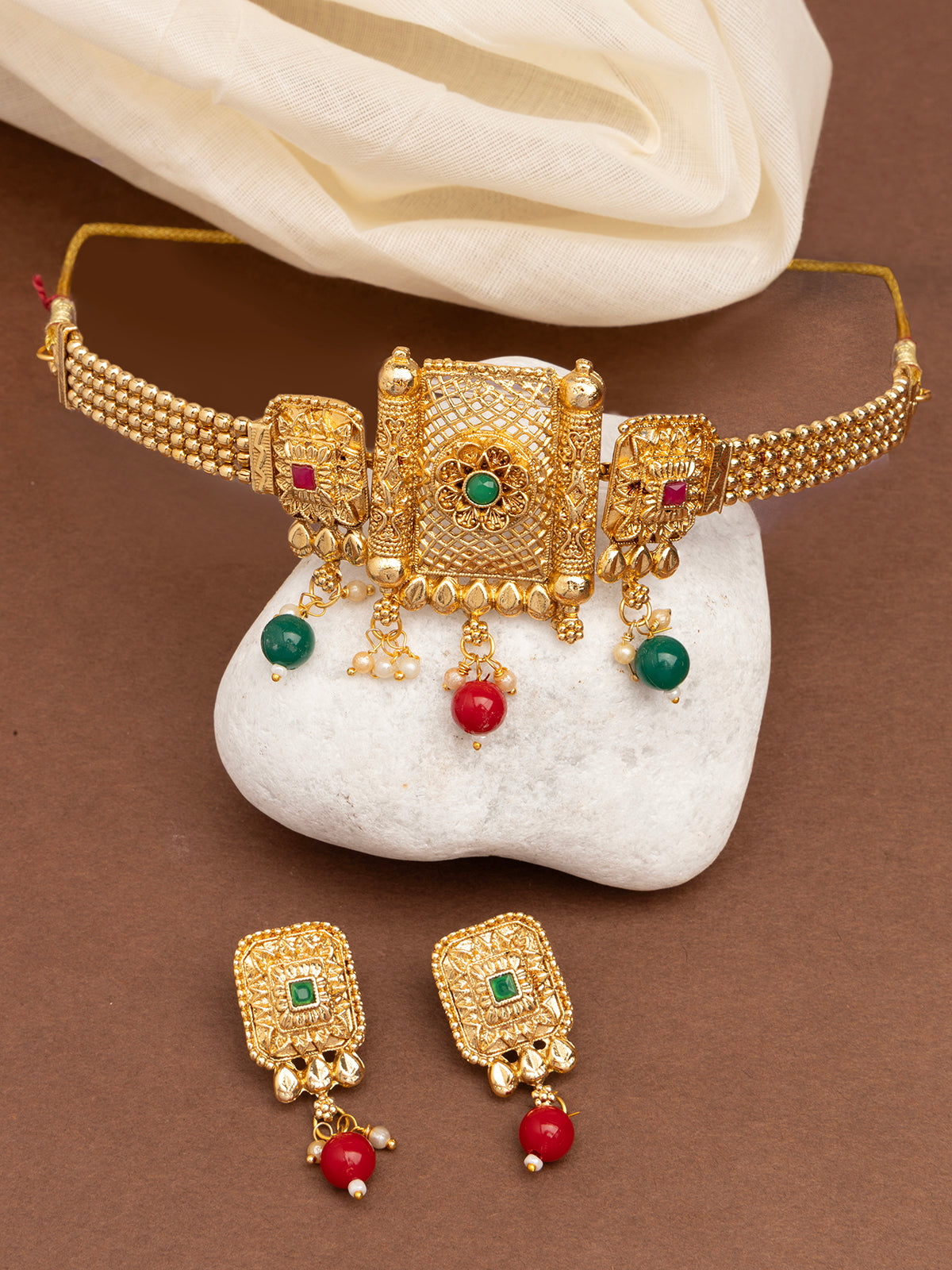 Sukkhi Indian Ethnic Gold Plated Crystal Stones Choker Necklace Set with Drop Earring Jewellery For Women|NS107088