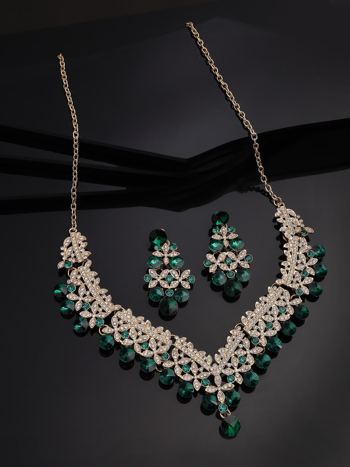 Sukkhi Inspiring Fashionable AD Stone Diamond Studded Gold Plated Green Choker Necklace with Dangle Earring Jewellery Set For Women & Girls|NS107352