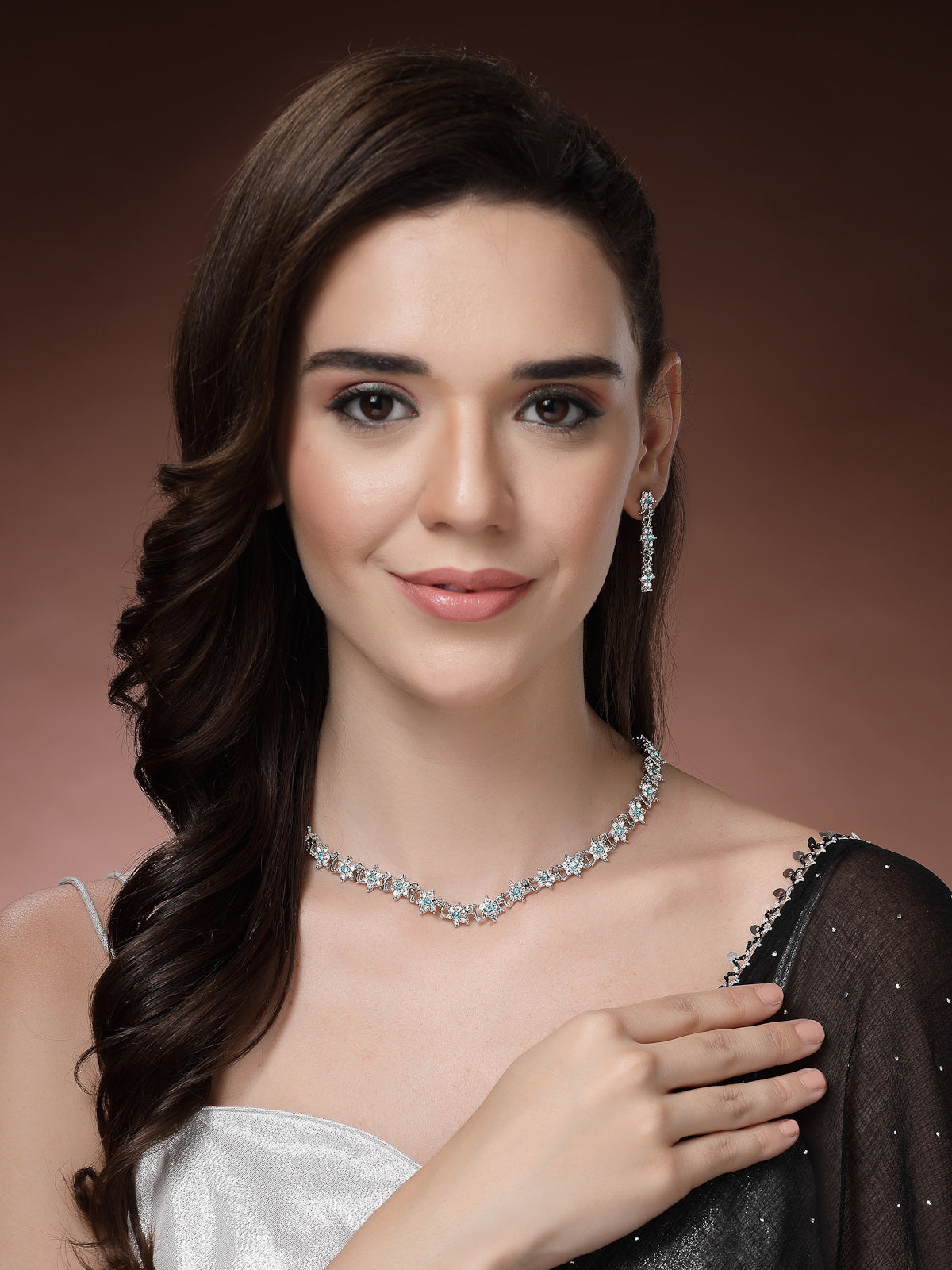 Sukkhi Latest Stylish Floral Design Rhodium Plated AD Stones Silver Choker Necklace Set with Dangle Earrings Jewellery for Women|Jewellery for Party, Wedding, and Festive Occasions for Women|NS107477