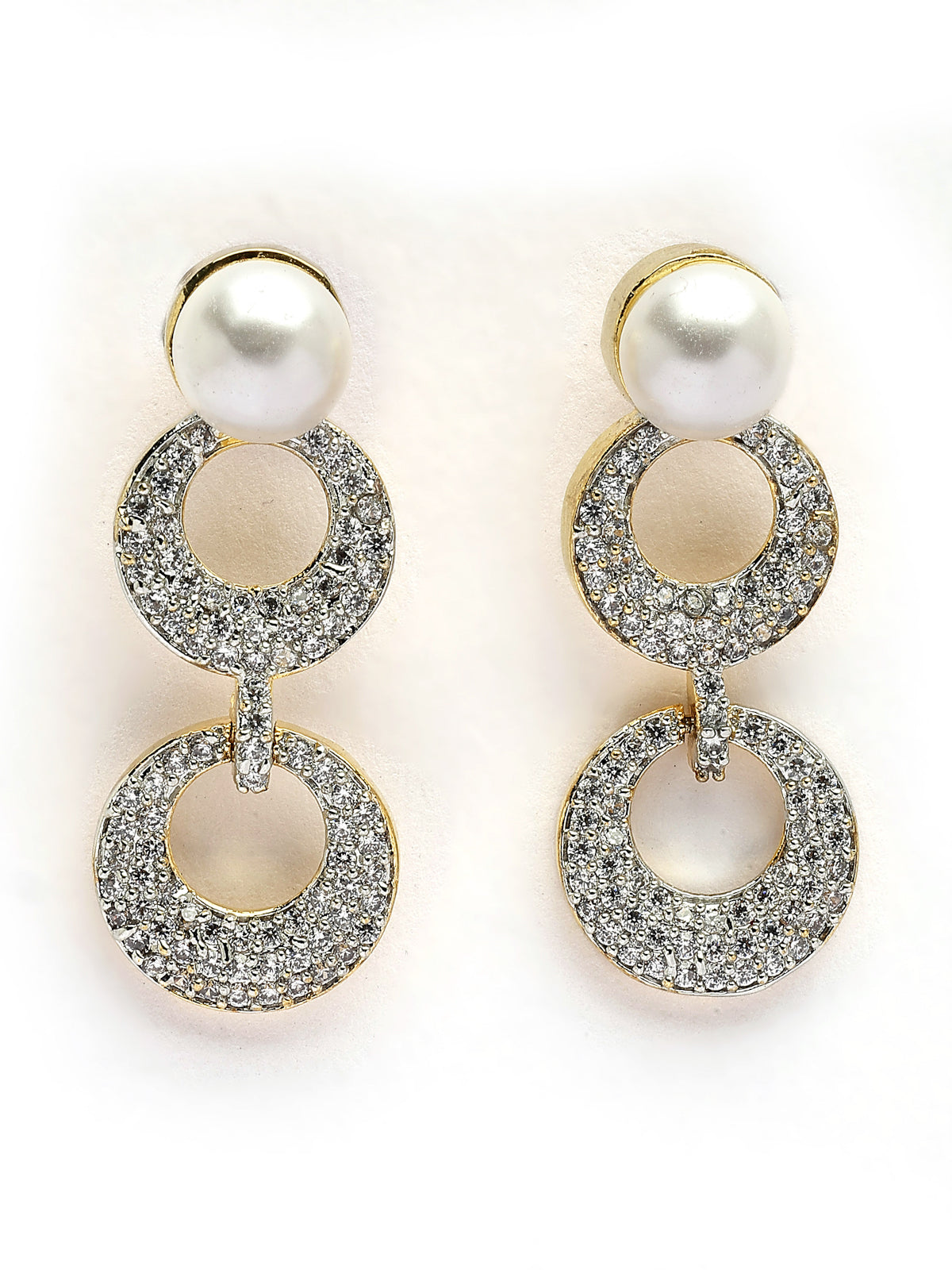 Sukkhi Sporty Fashionable Round Shaped Gold Plated with CZ & Pearl Studded Brass White Collar Necklace with Drop Earrings Jewellery Set for Women|Latest Stylish Gifts for All Occasions|NS116022