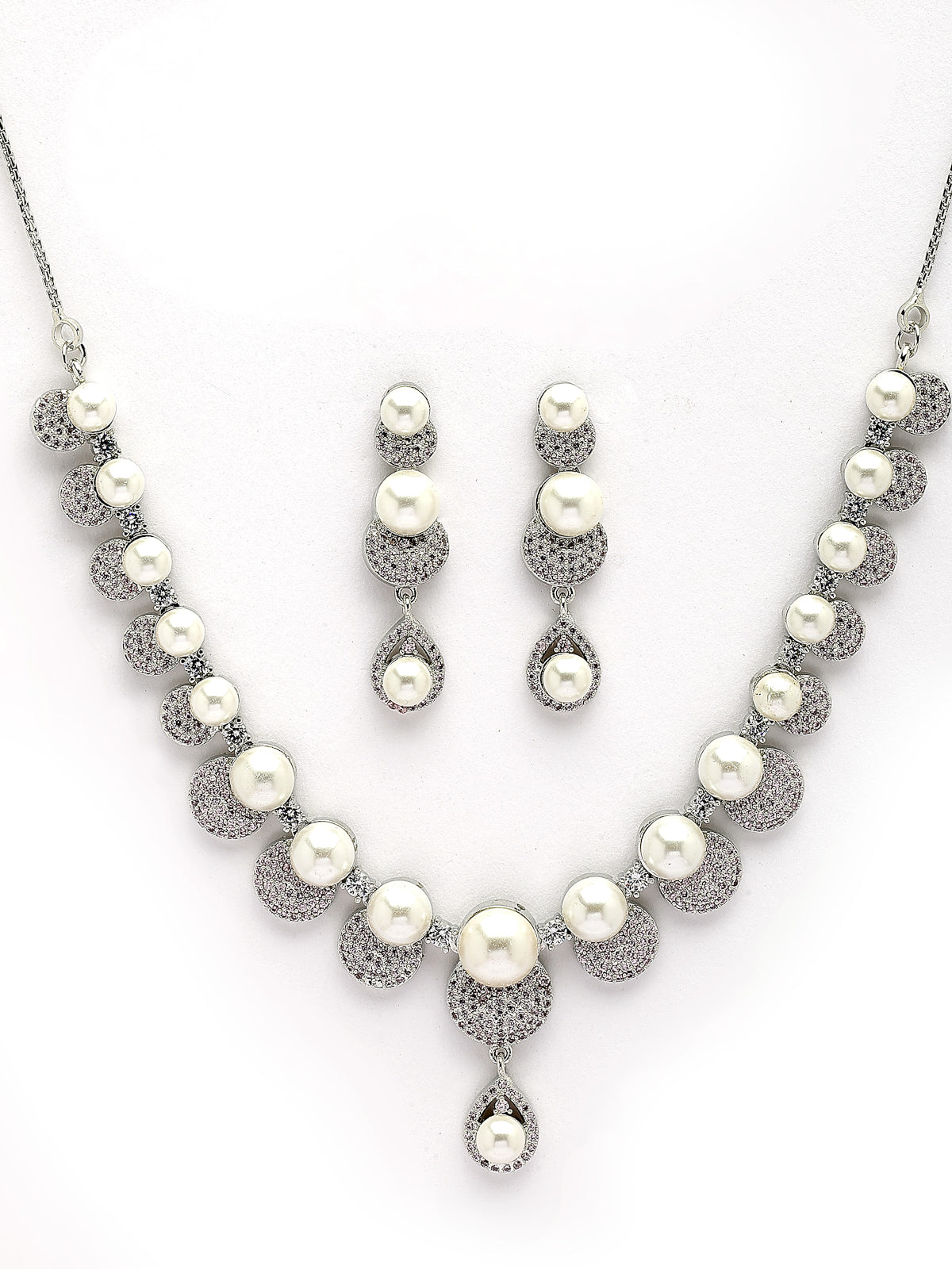 Sukkhi Splendid Round Design Rhodium Plated with Cubic Zirconia & Pearl Studded White Brass Collar Necklace with Drop Earrings Jewellery Set for Women|Latest Stylish Gifts for All Occasions|NS116026