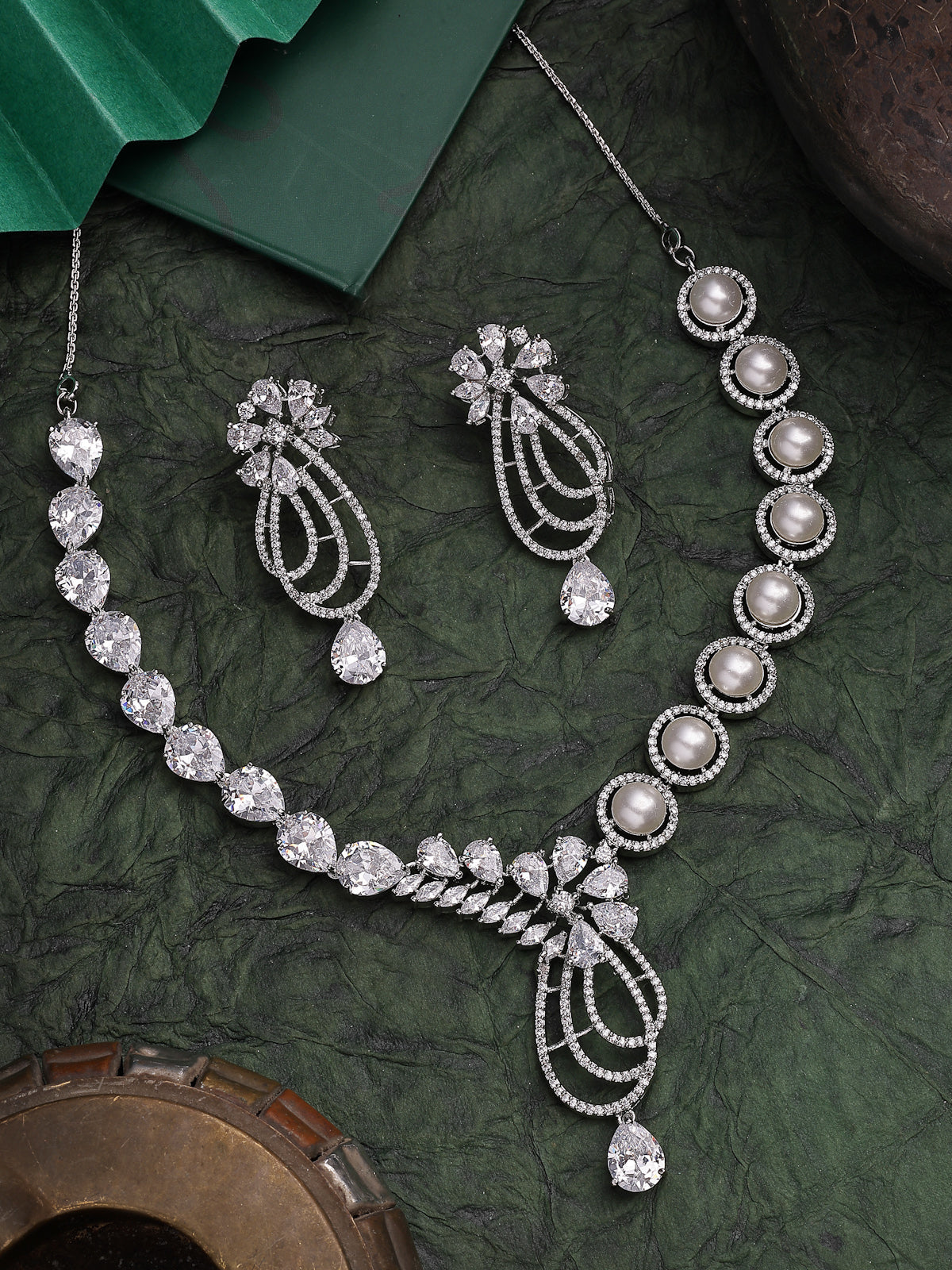 Sukkhi Delicate Tear Drop Round Design Rhodium Plated Cubic Zirconia & Pearl Studded White Brass Collar Necklace & Drop Earrings Jewellery Set for Women|Latest Stylish Gift for All Occasions|NS116054