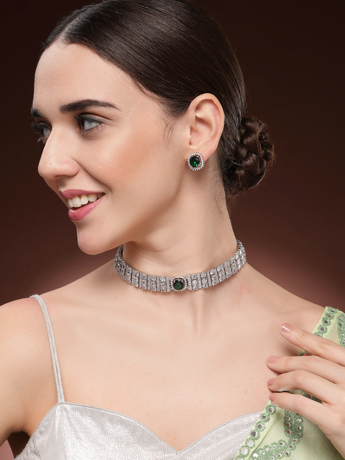 Sukkhi Delicate Fashionable Design Rhodium Plated Cubic Zirconia Studded Emerald Green Brass Choker Necklace with Studs Earrings Jewellery Set for Women|Latest Stylish Gift for All Occasions|NS116067